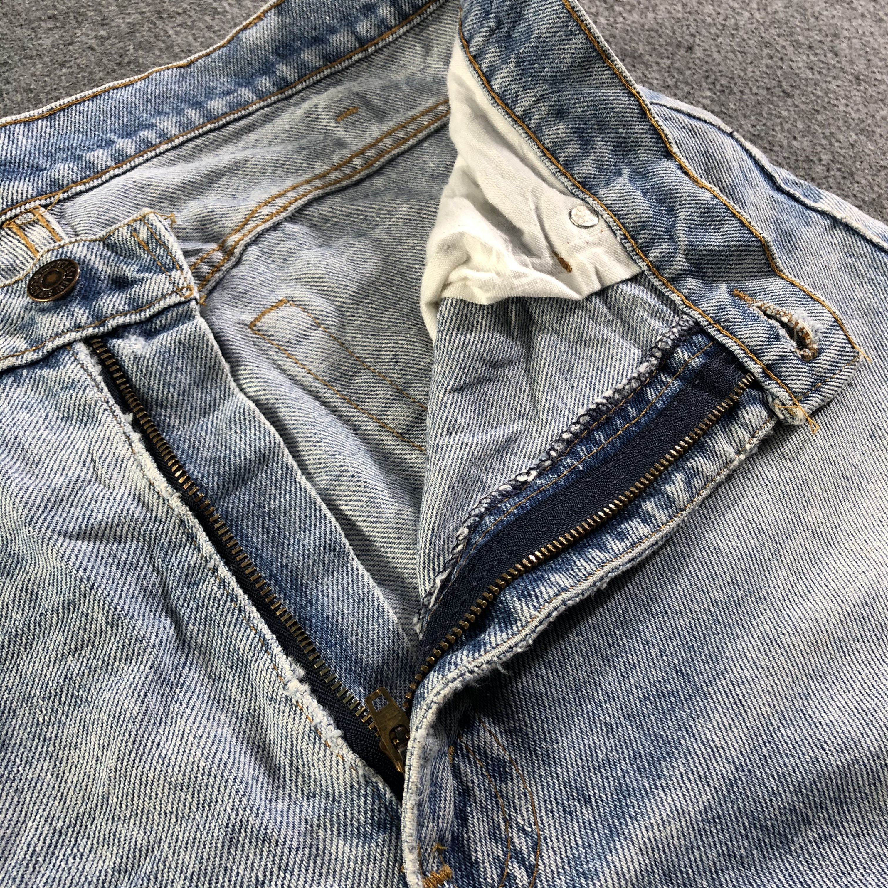 Levi's Vintage 90s Blue Wash Levis 510 Jeans-J3943 Size US 33 - 9 Thumbnail