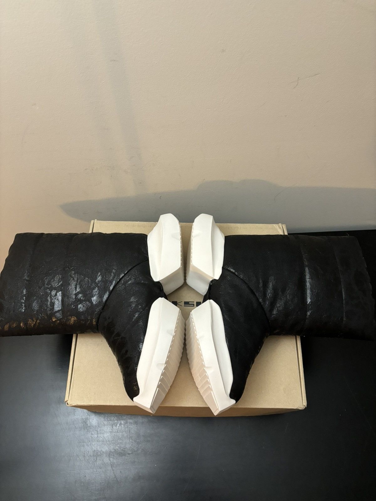 Rick Owens Drkshdw Rick Owens DRKSHDW Lunar Split Padded Boots Black Size US 8 / EU 41 - 3 Thumbnail
