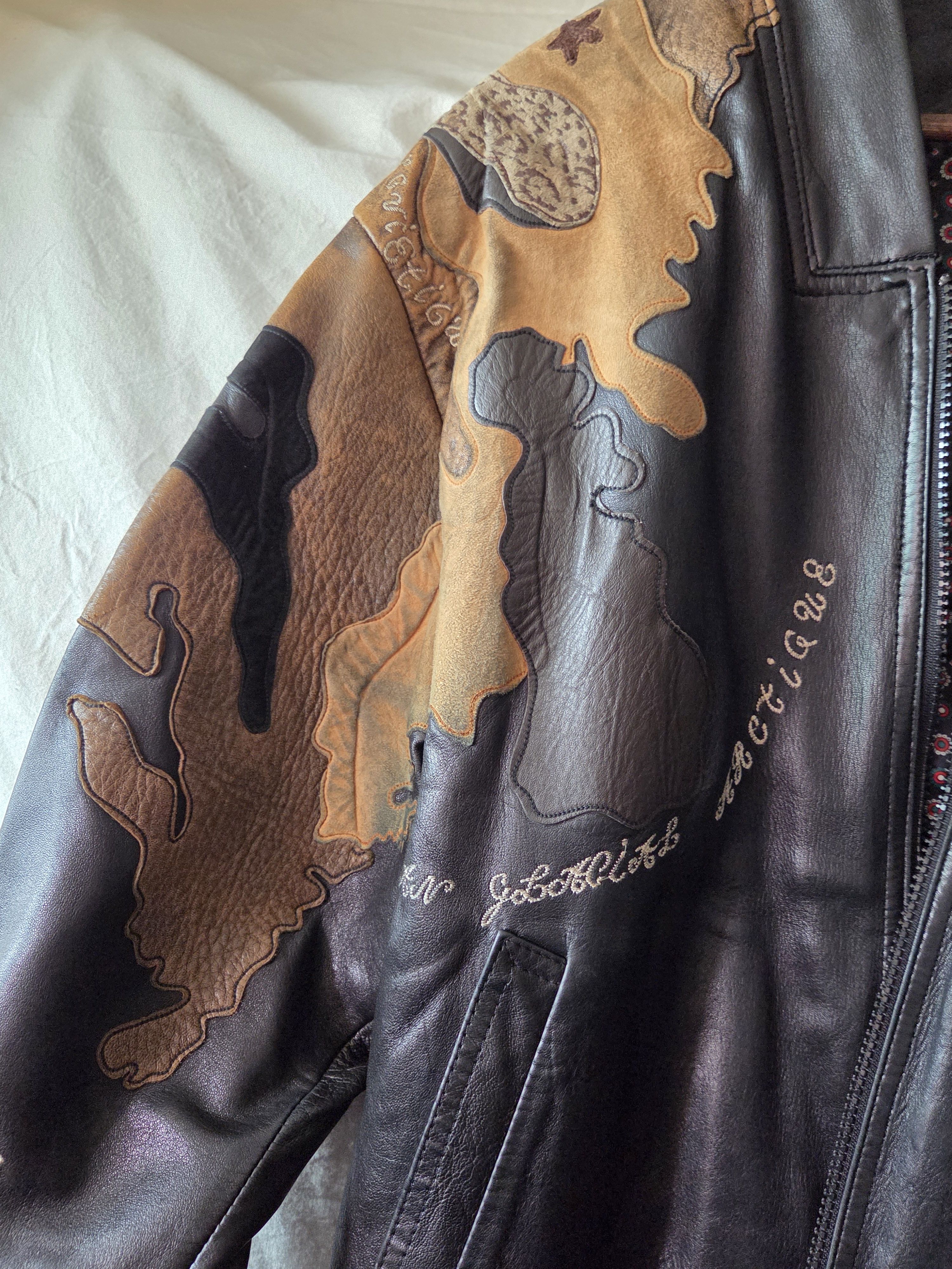 Other World Map Patch Lambskin Leather Jacket Size US L / EU 52-54 / 3 - 10 Thumbnail
