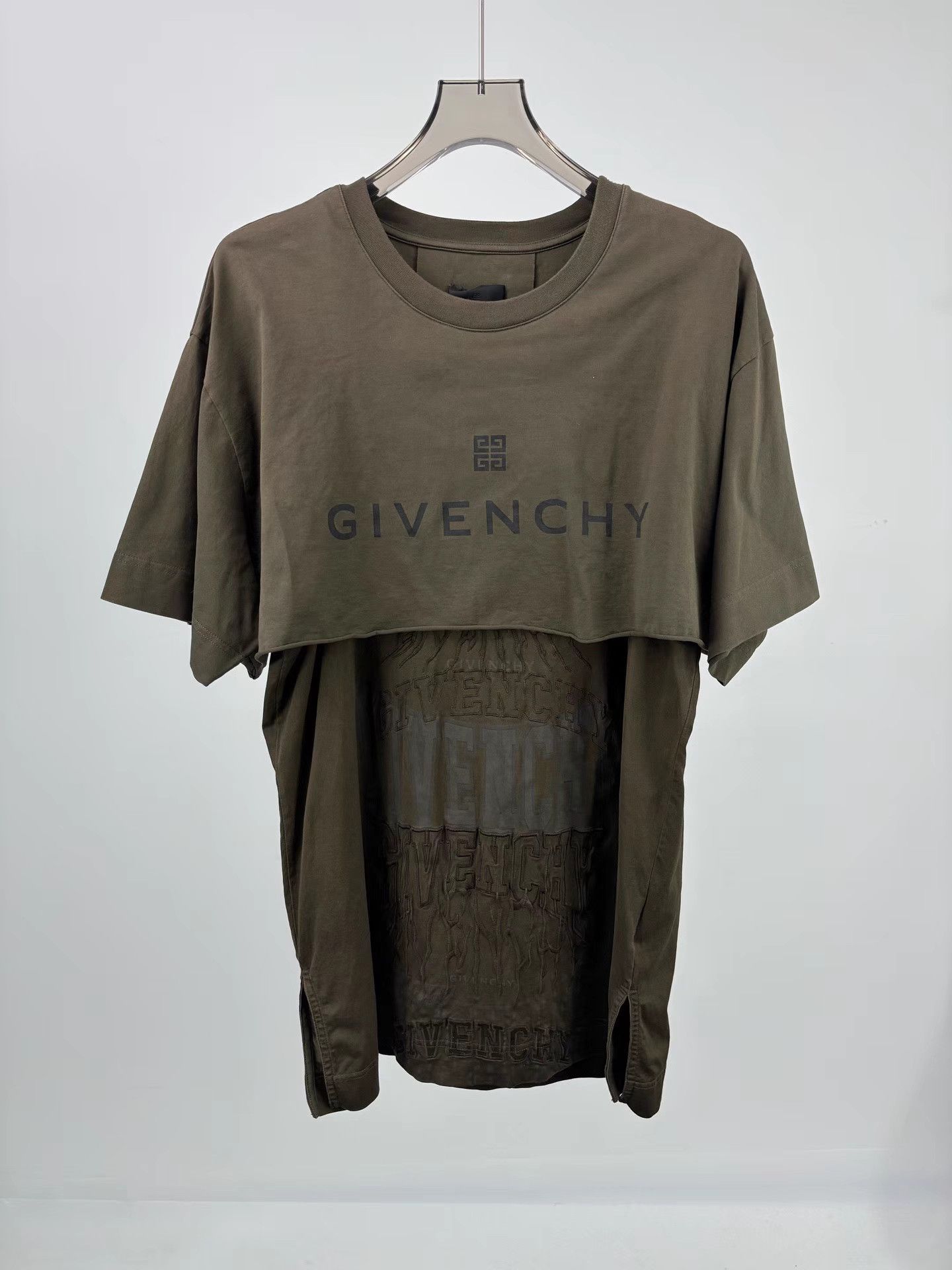 Givenchy GIVENCHY Army Green Runway Fake Two-Piece Short Sleeve Size US XXL / EU 58 / 5 - 1 Thumbnail