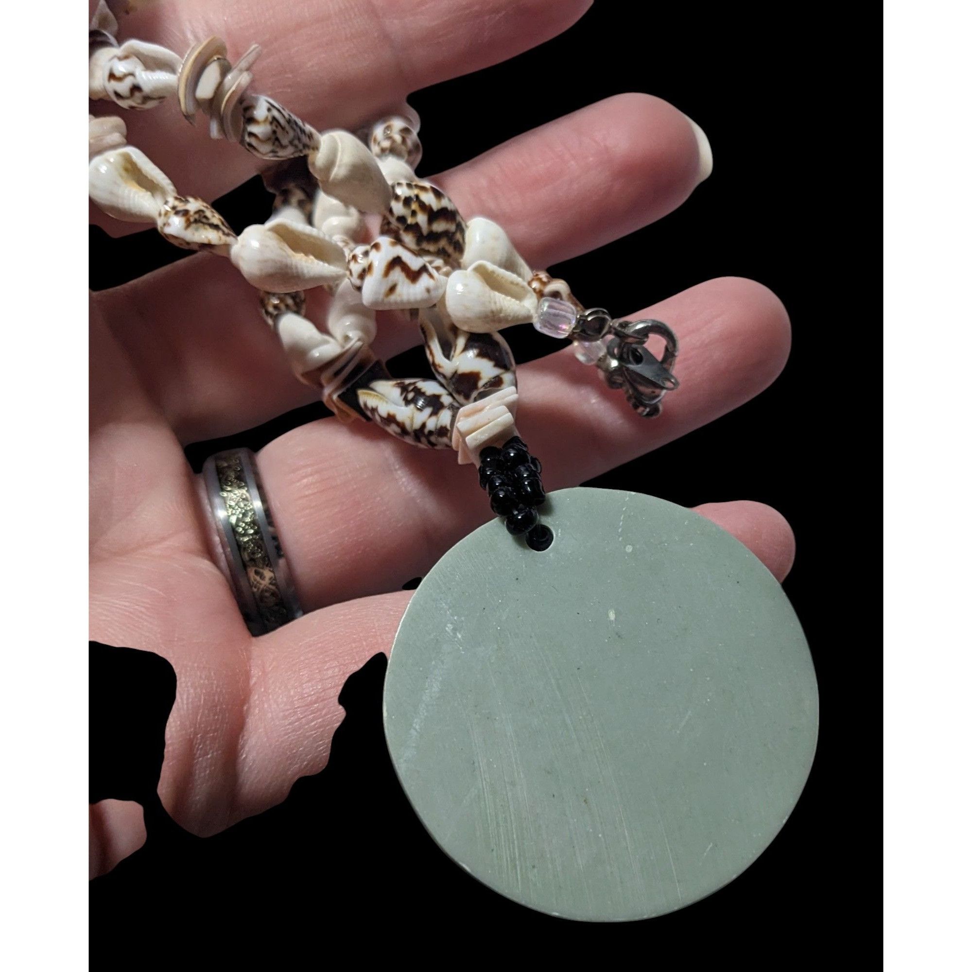 Other Vintage Shell Inlay Pendant Seashell Beaded Necklace Size ONE SIZE - 5 Thumbnail