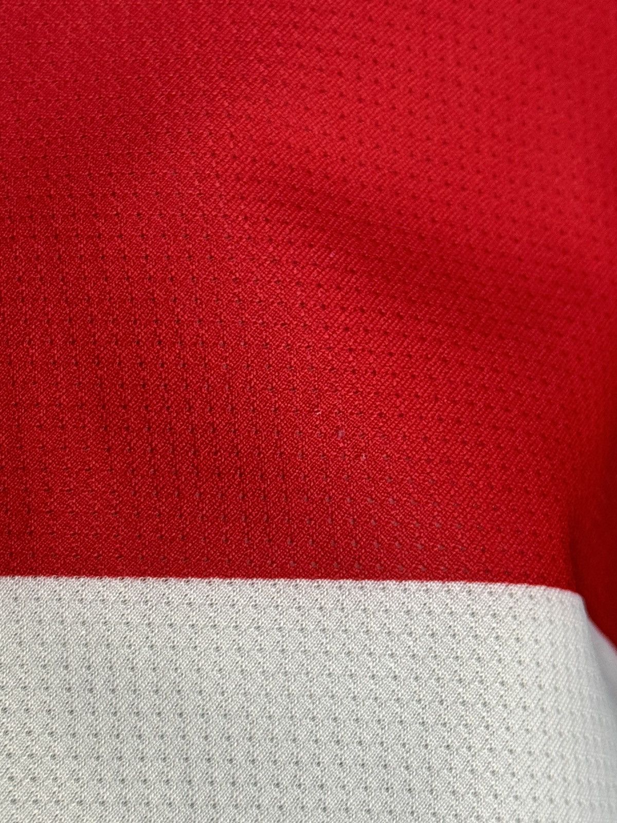 Nike KIDS Manchester United 10/11 Away Football Jersey T-Shirt Size US XS / EU 42 / 0 - 14 Thumbnail