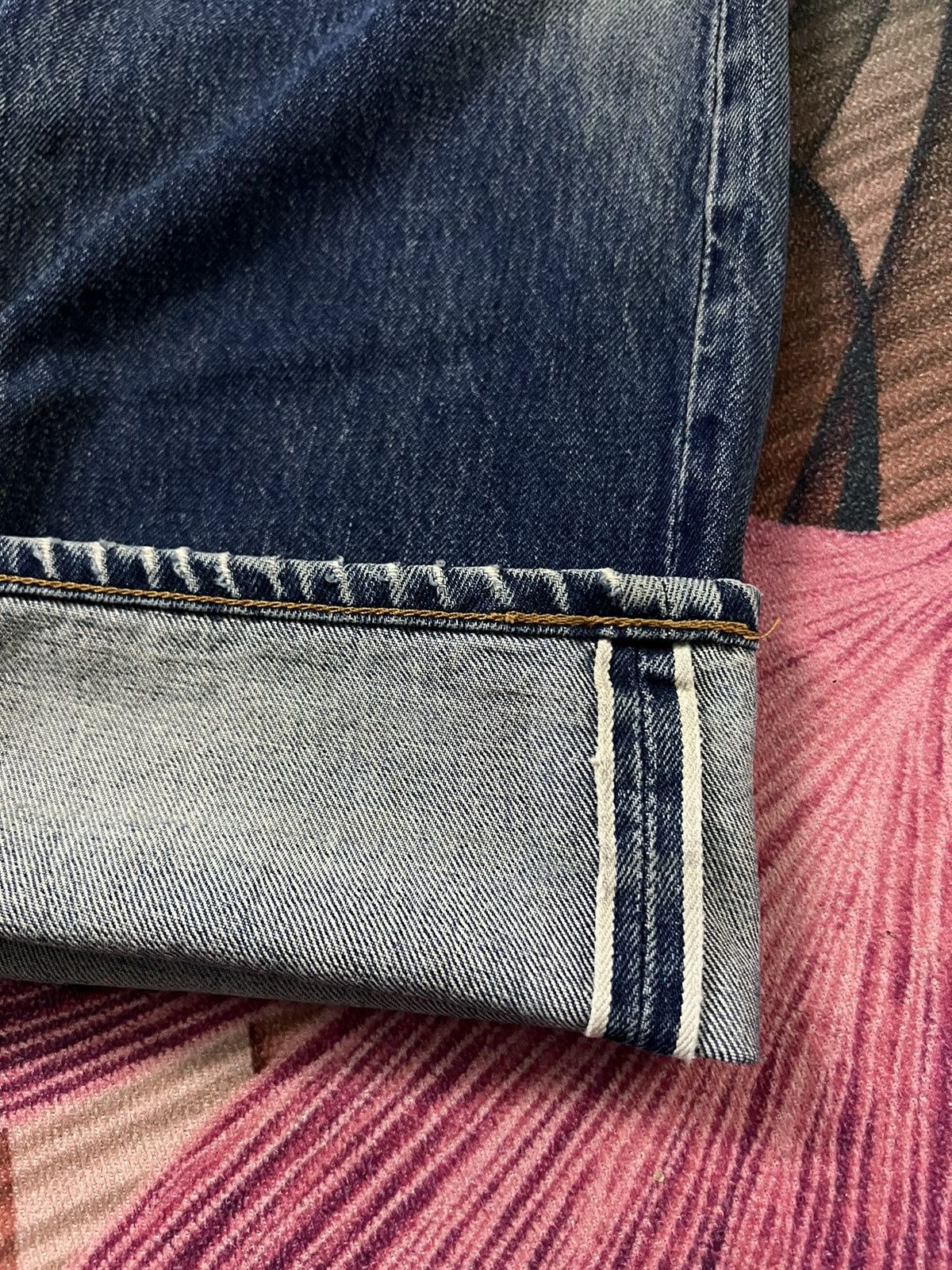 Levi's VINTAGE LEVIS 501 BIG E DISTRESSED JEANS Size US 28 / EU 44 - 14 Thumbnail