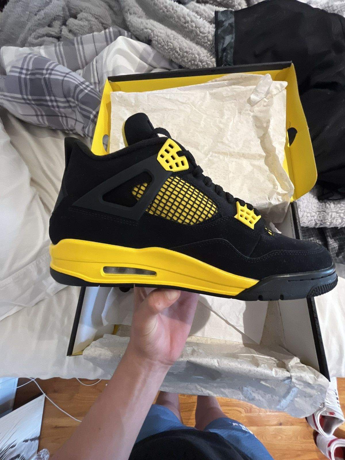 Jordan Brand Jordan 4 thunder Size US 12.5 / EU 45-46 - 7 Thumbnail