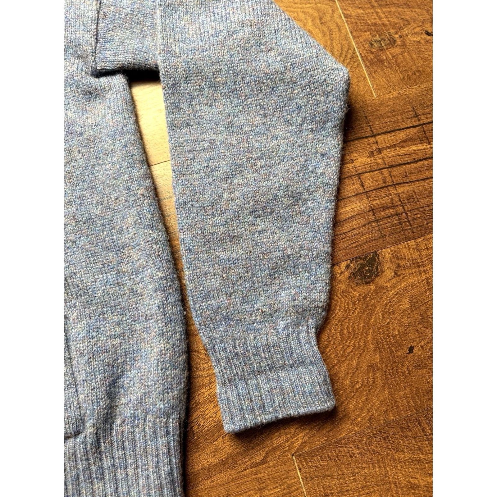 Vintage VINTAGE The Moors Lord Jeff 100% Shetland Wool Sweater Cardigan Men’s XL Blue Wool Cardigan, V-Neck, Solid Knit, Pockets, 70s, Regular Size, Men Size US L / EU 52-54 / 3 - 5 Thumbnail