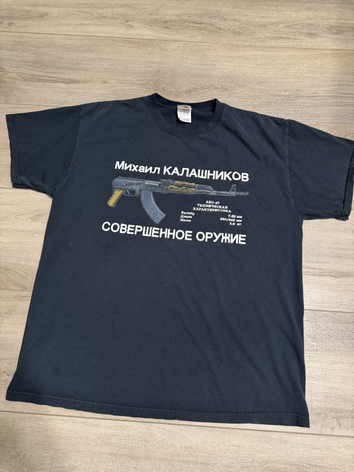Vintage Vintage Russian AK47 T-Shirt Size US L / EU 52-54 / 3 - 2 Thumbnail
