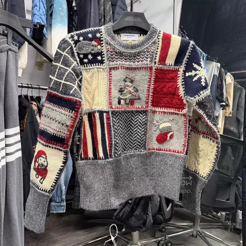 Thom Browne Thom Browne Christmas patched knit sweater Size US S / EU 44-46 / 1 - 1 Thumbnail