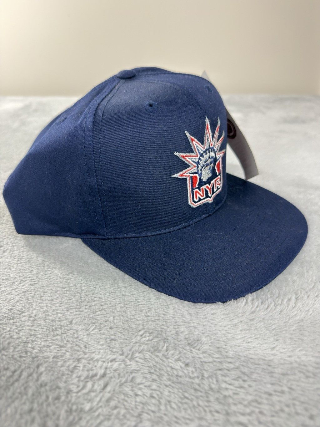American Needle Vintage American Needle 90s New York Rangers Blue Snapback Size ONE SIZE - 14 Thumbnail
