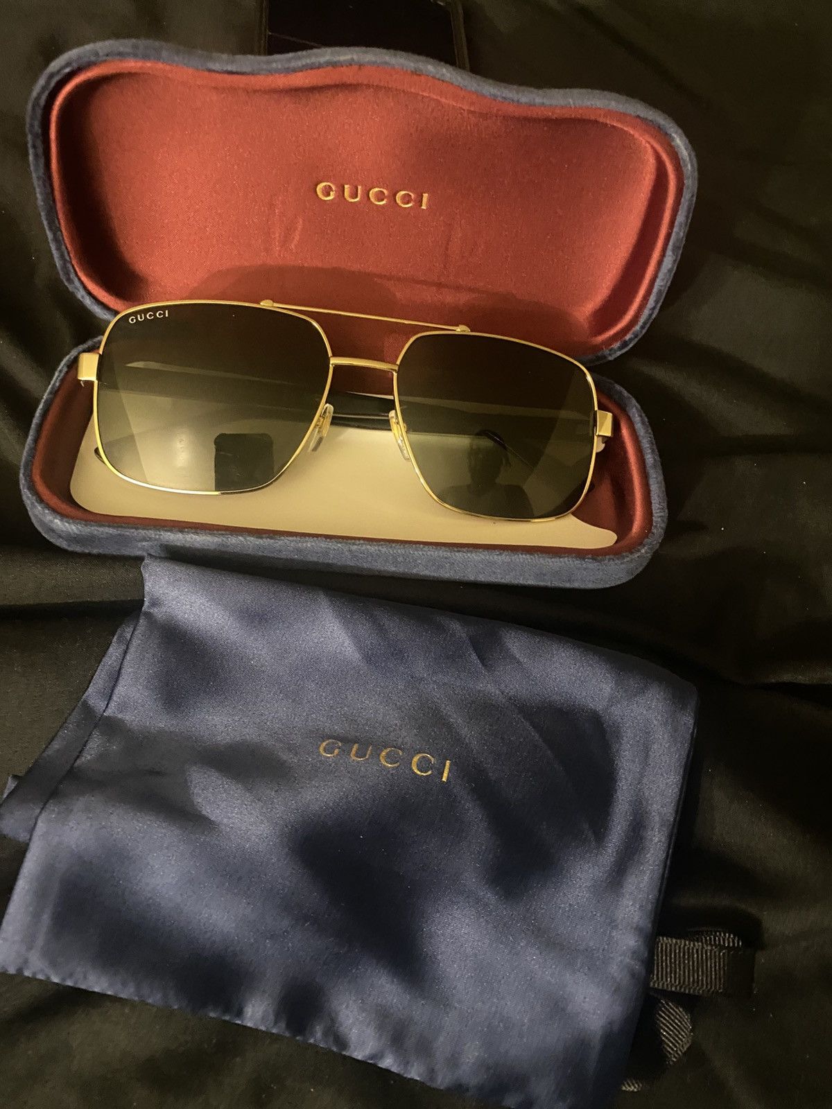 Gucci Black and gold polarized Gucci sunglasses Size ONE SIZE - 4 Thumbnail