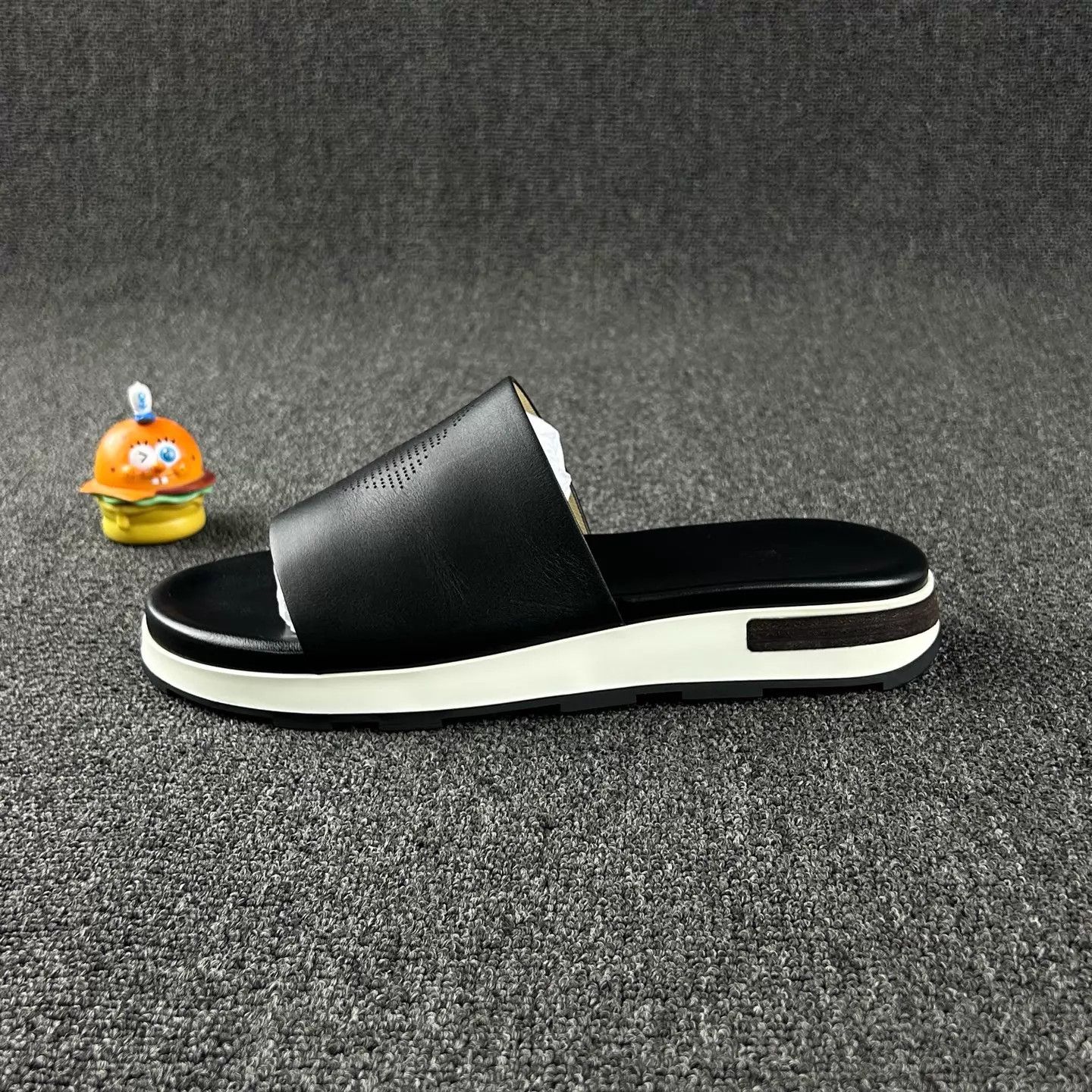 Hermes Hermes Black Logo Men's Slide 41 Size US 8 / EU 41 - 3 Thumbnail