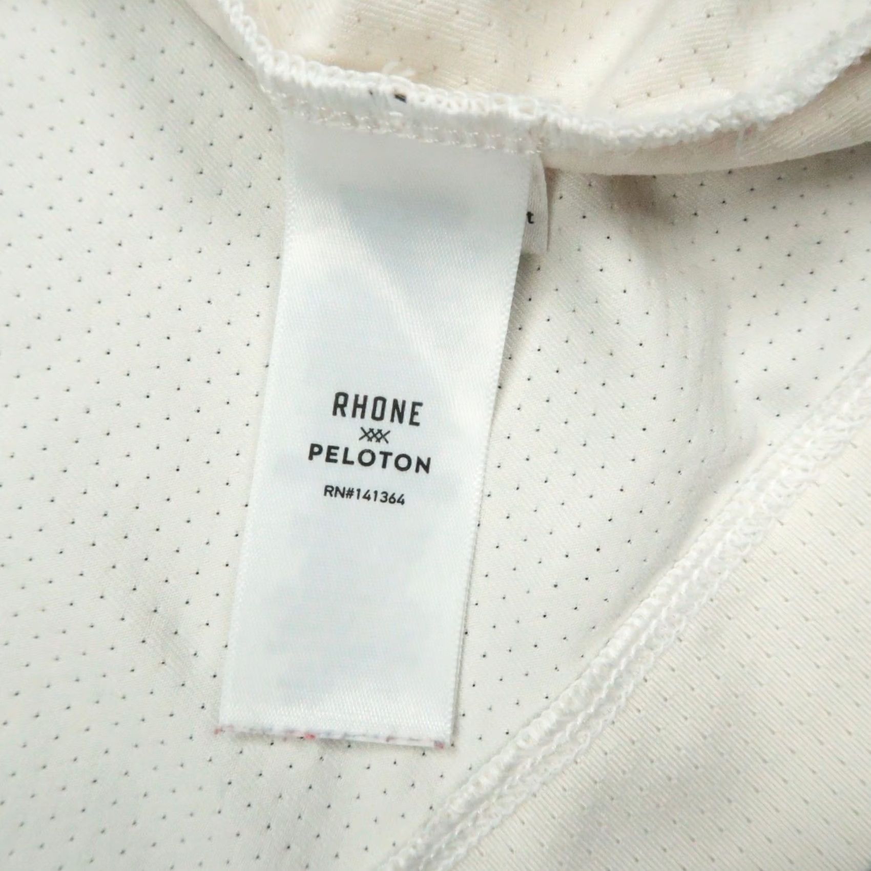 Rhone Rhone Pullover Mens Medium Cream Blue Quarter Zip Peloton Performance Athletic Size US M / EU 48-50 / 2 - 4 Thumbnail
