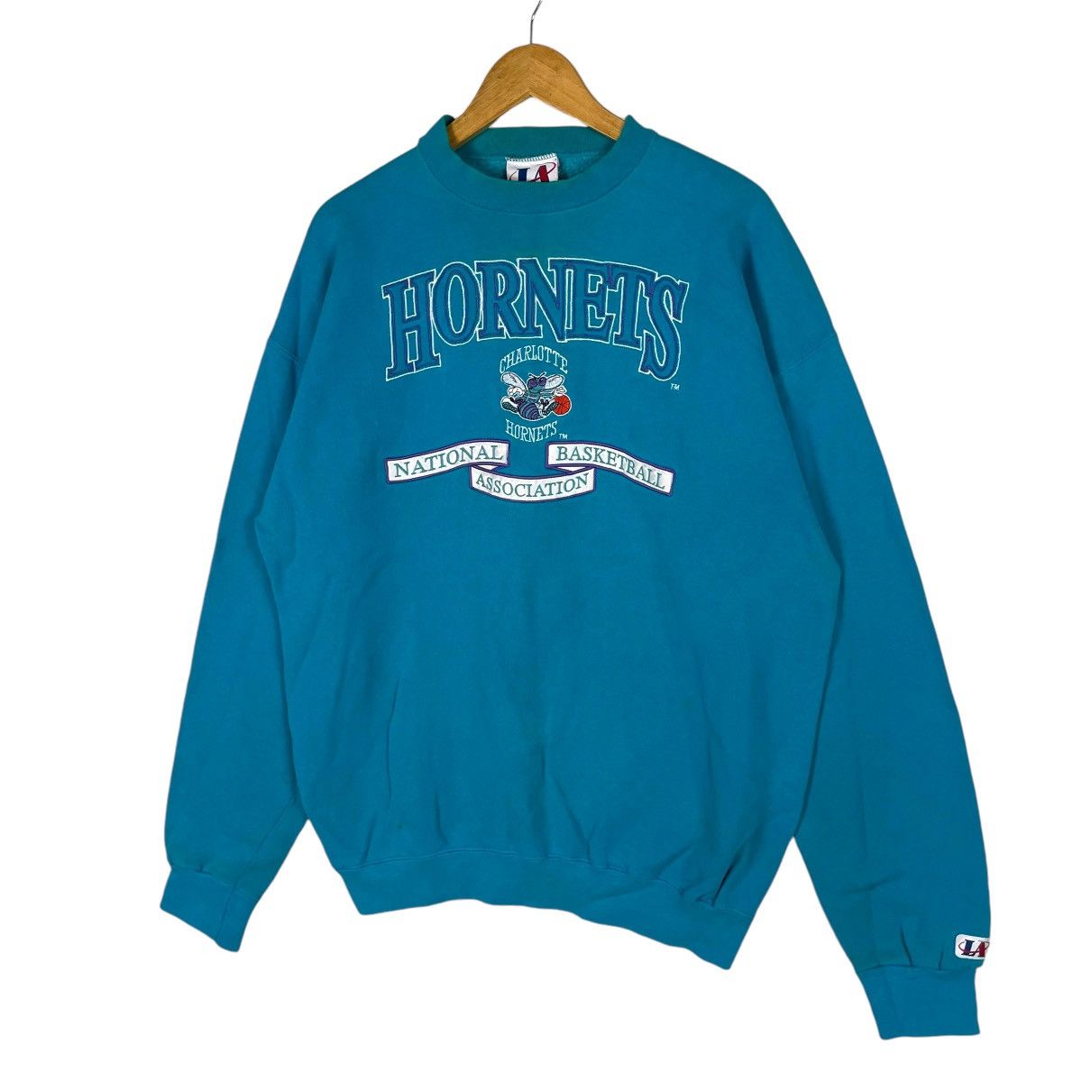 NBA × Vintage 💥 90s CHARLOTTE HORNETS NBA USA SWEATSHIRT Size US L / EU 52-54 / 3 - 2 Thumbnail