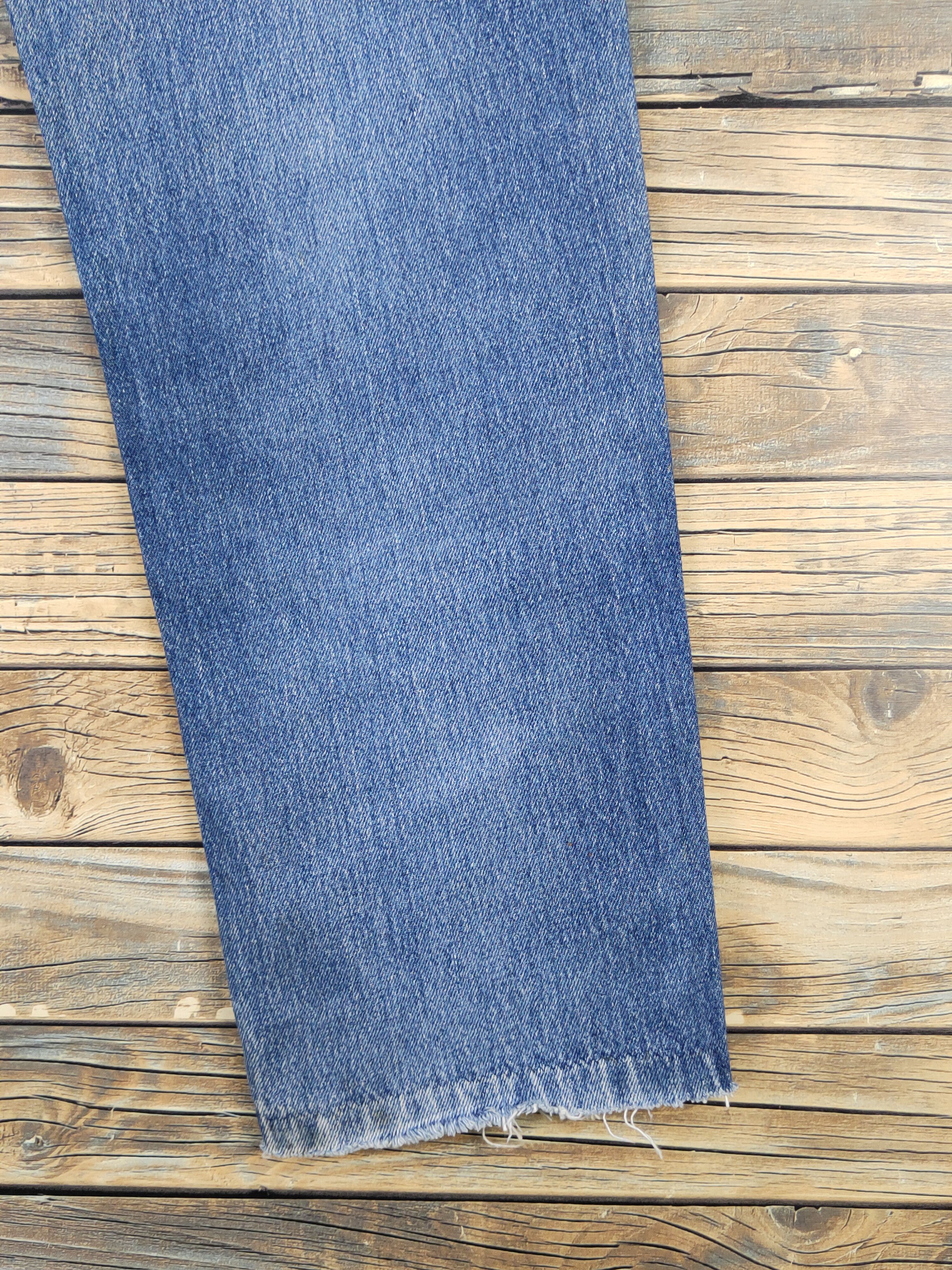 Lee Lee Blue Distressed Ripped vintage denim Jeans #W1497 Size US 29 - 12 Thumbnail