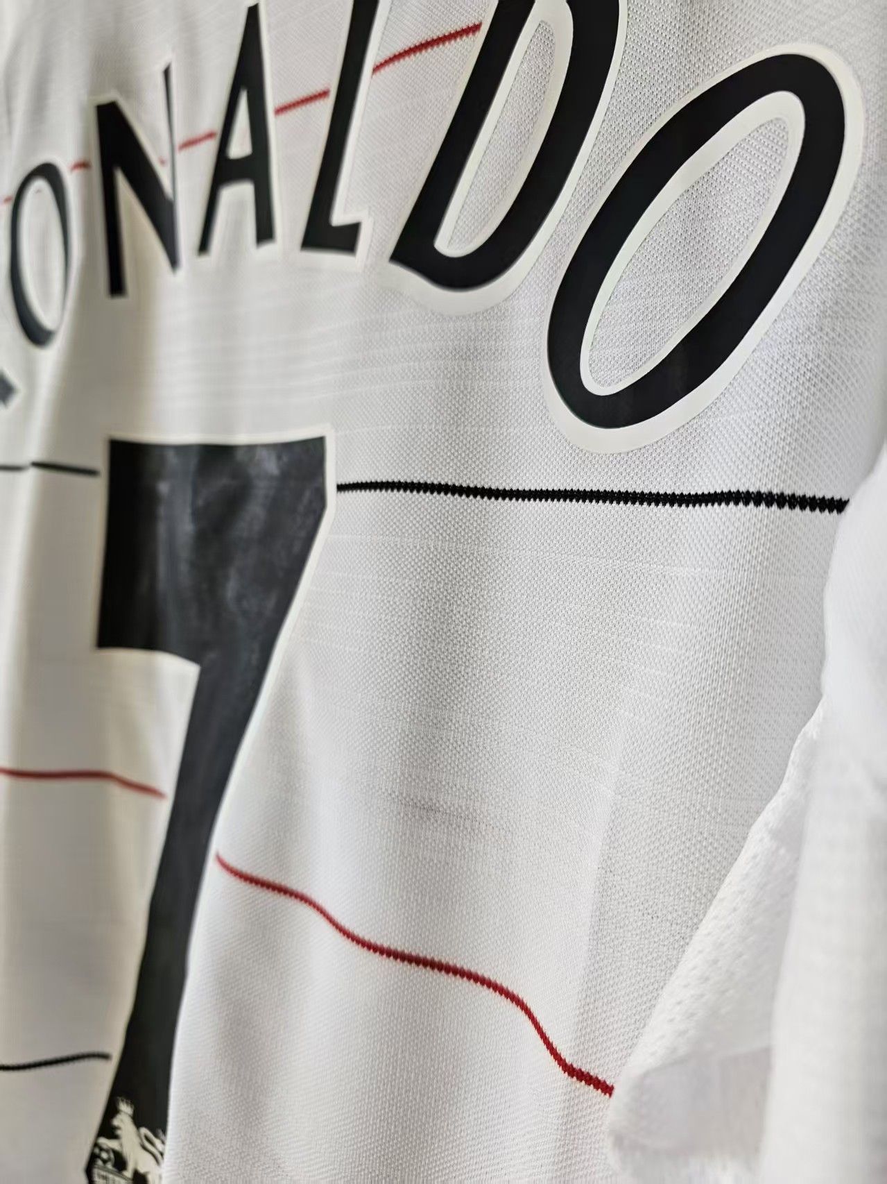 Other 2003 2004 MUFC 7 C Ronaldo Jersey Away Longsleeve Size US L / EU 52-54 / 3 - 4 Thumbnail