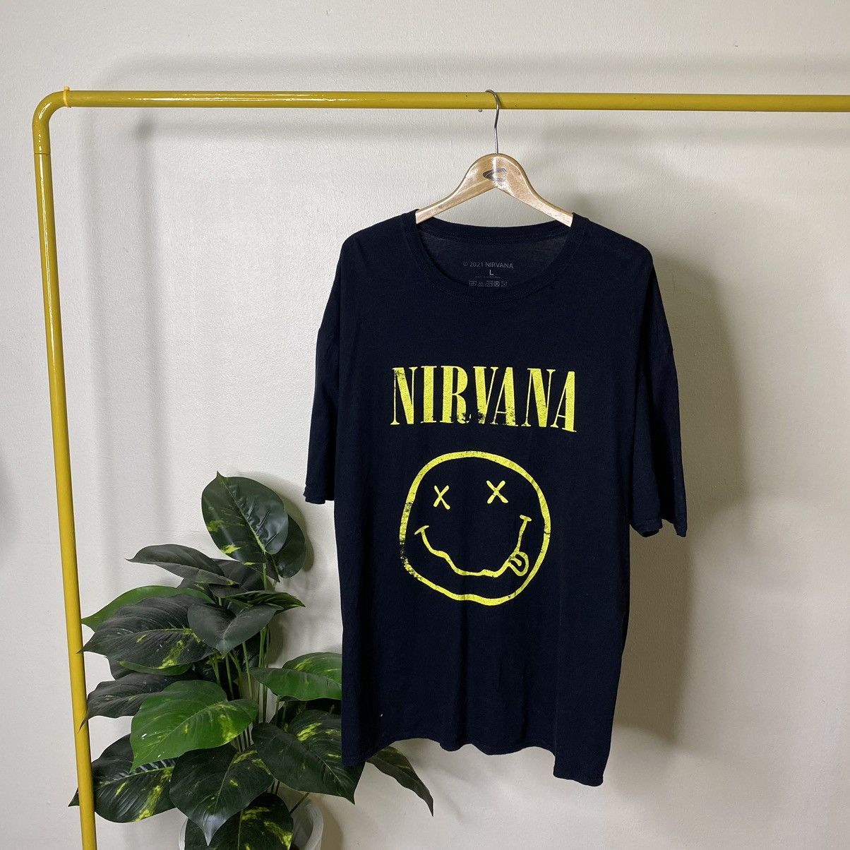 Band Tees × Nirvana Nirvana Kurt Cobain Smiley Face T Shirt Official Reissue Size US XXL / EU 58 / 5 - 1 Thumbnail