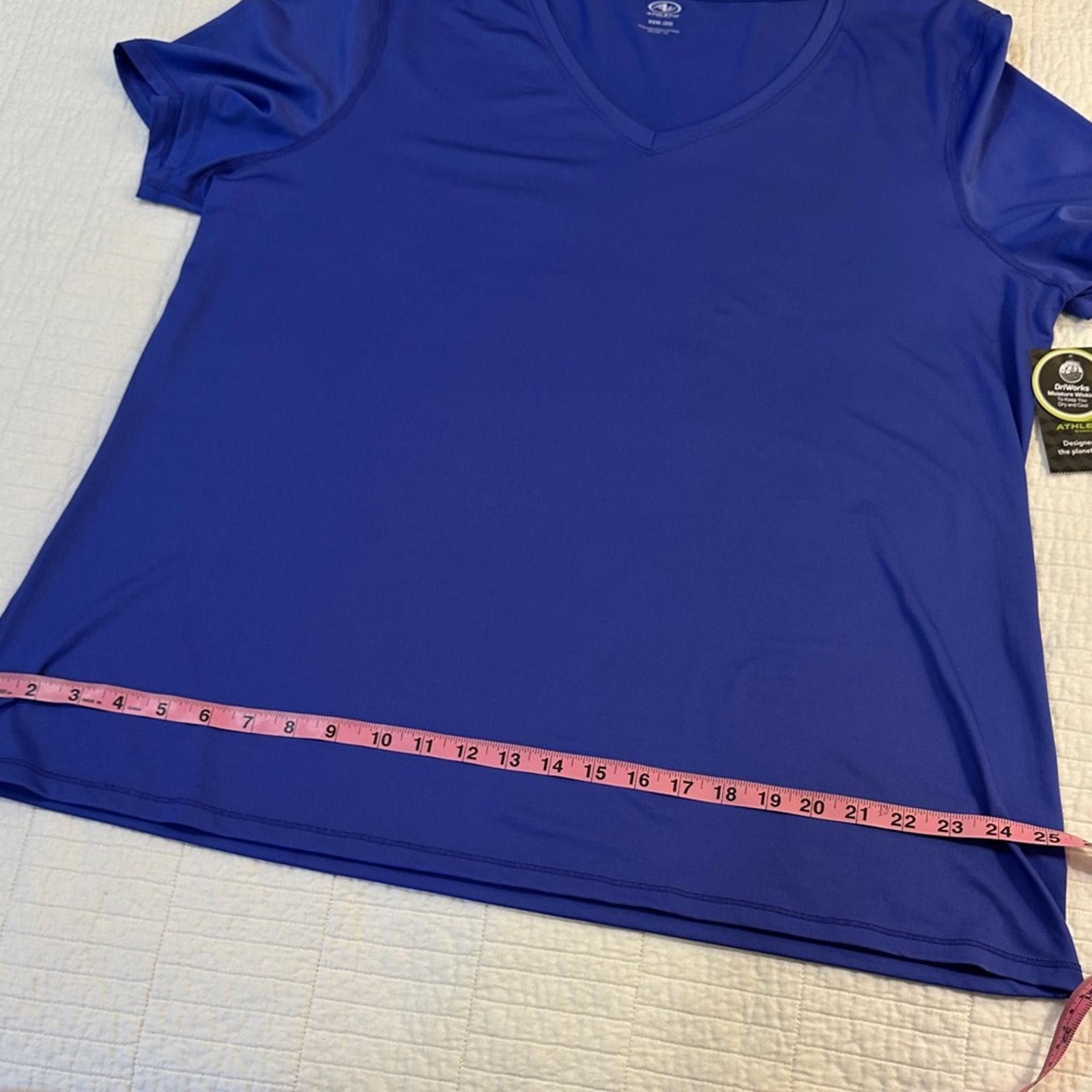 Athletic Works Women's Blue V-Neck Top XXL 22 Blue NWT T Shirt Size XXL / US 16-18 / IT 52-54 - 5 Thumbnail