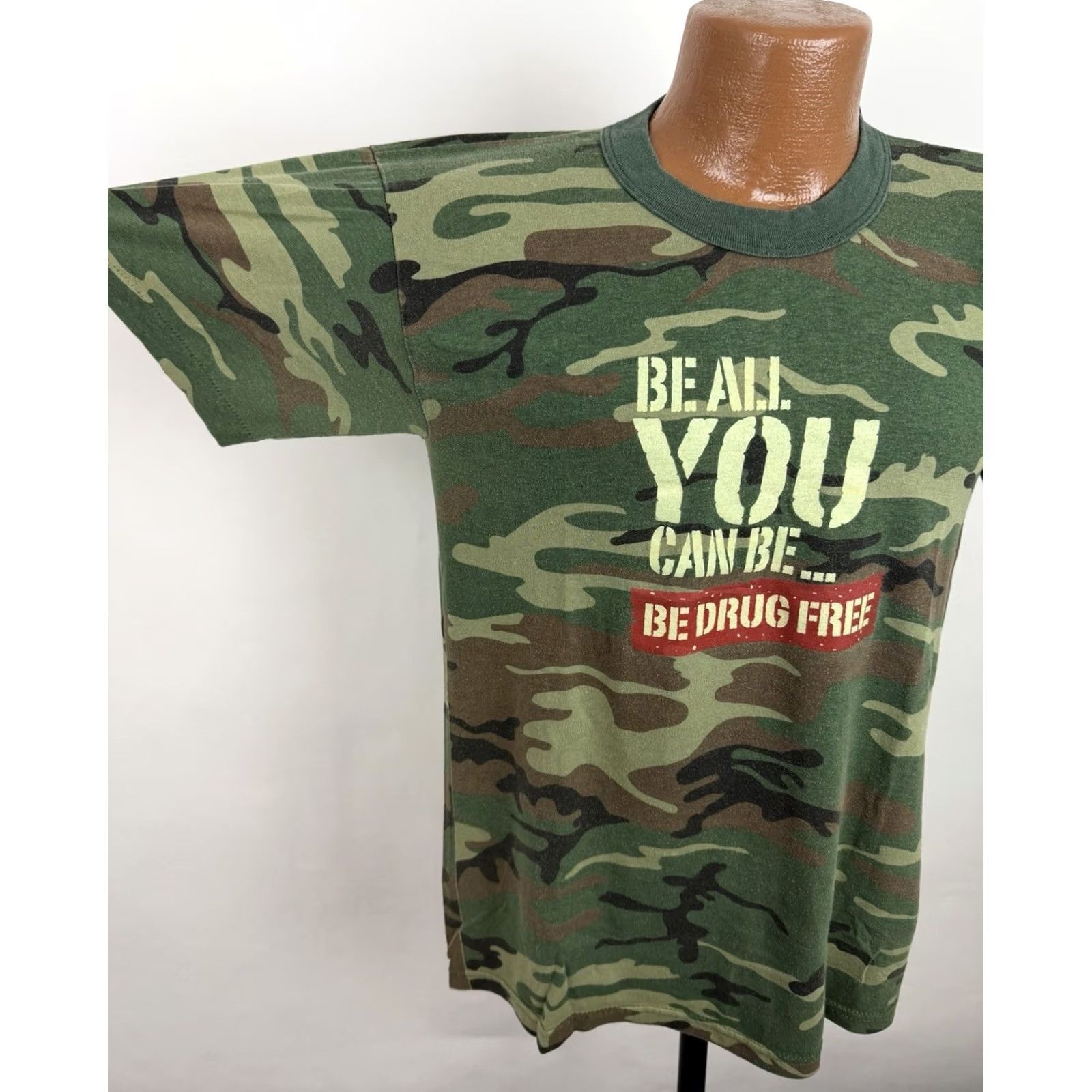 Rothco VINTAGE Rothco Camouflage Shirt Mens M T-Shirt 90s Y2K Green Cotton Blend Jersey Short Sleeve Crew Neck Mens Size US M / EU 48-50 / 2 - 3 Thumbnail