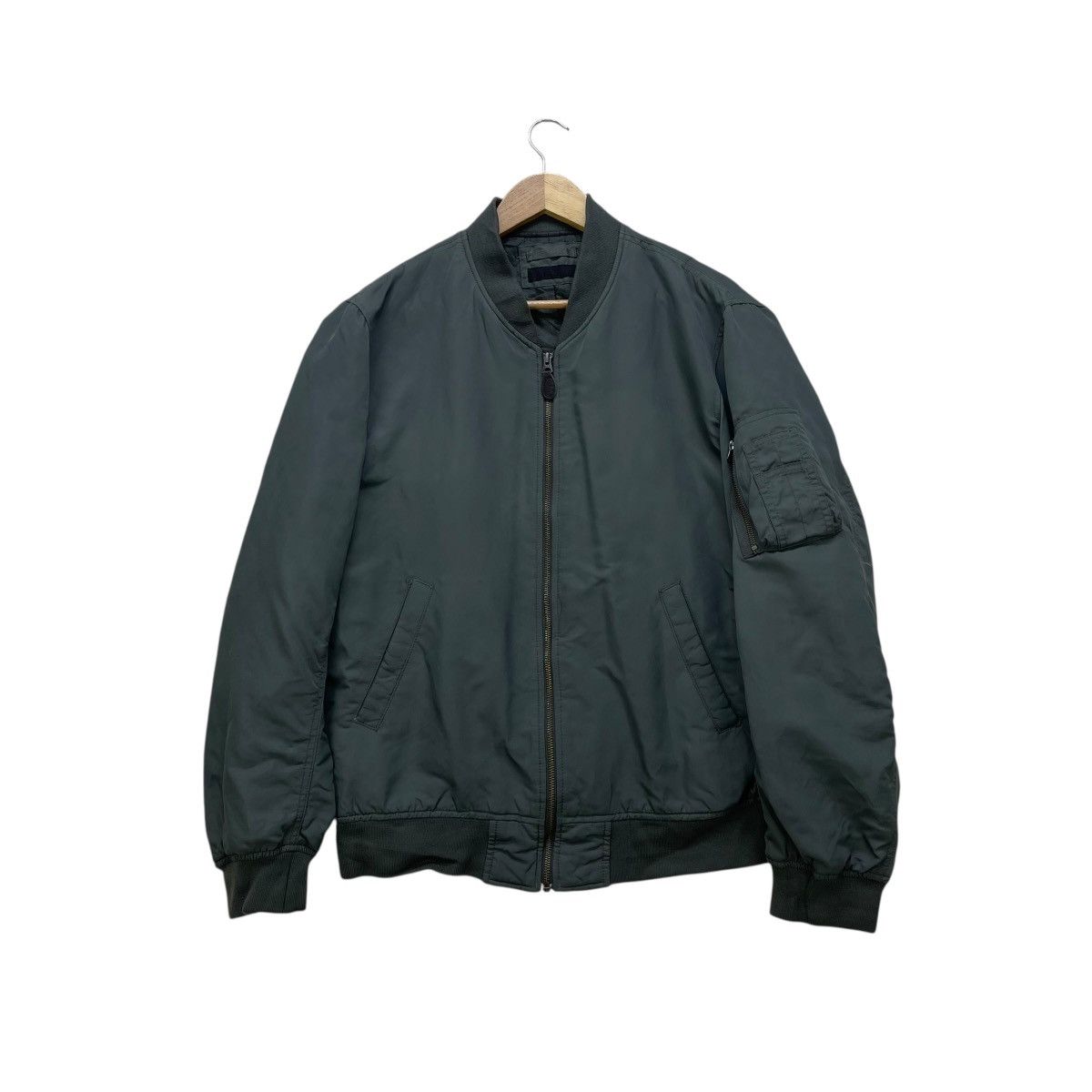 Japanese Brand 💥Japanese Brand Uniqlo Bomber Type Ma 1 Jacket Size US M / EU 48-50 / 2 - 1 Thumbnail