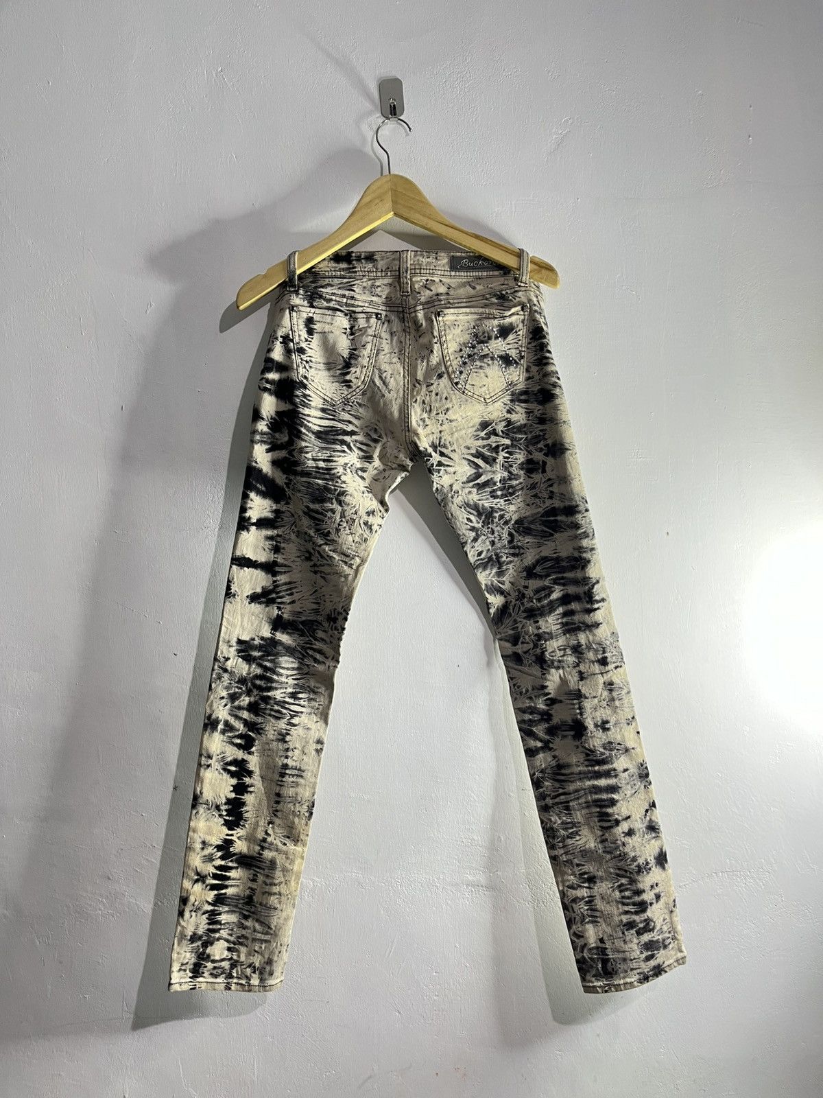 Le Grande Bleu (L.G.B.) 2000s Buckaroo studed distressed skinny crazy jeans Size US 28 / EU 44 - 2 Thumbnail