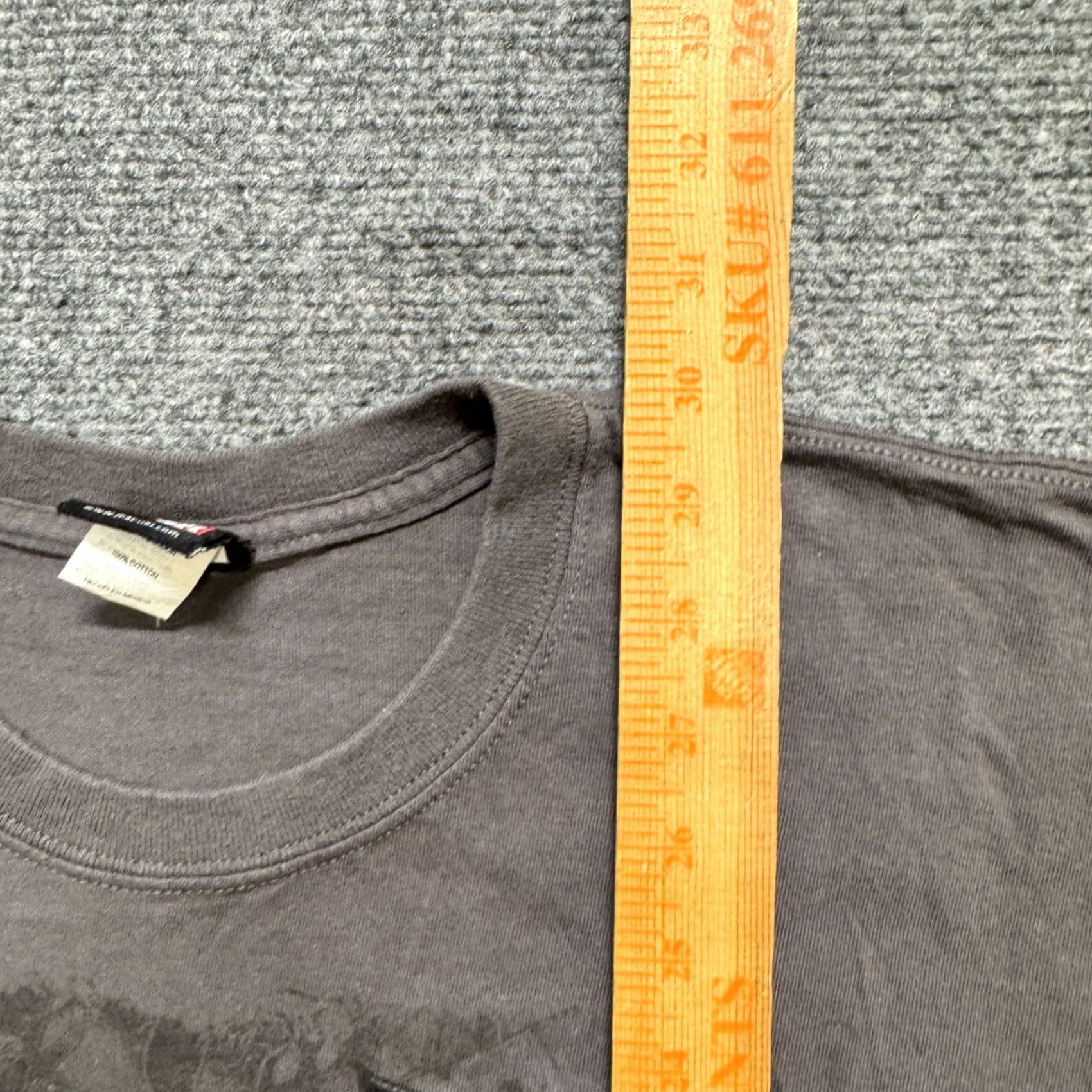 Vintage Marvel Spider Man T-shirt Men's 2XL Venom Gray Y2K Grunge Shirt Mens 2XL Venom Gray Marvel Mad Engine Spider Man T-shirt Y2K Grunge Size US XXL / EU 58 / 5 - 5 Thumbnail