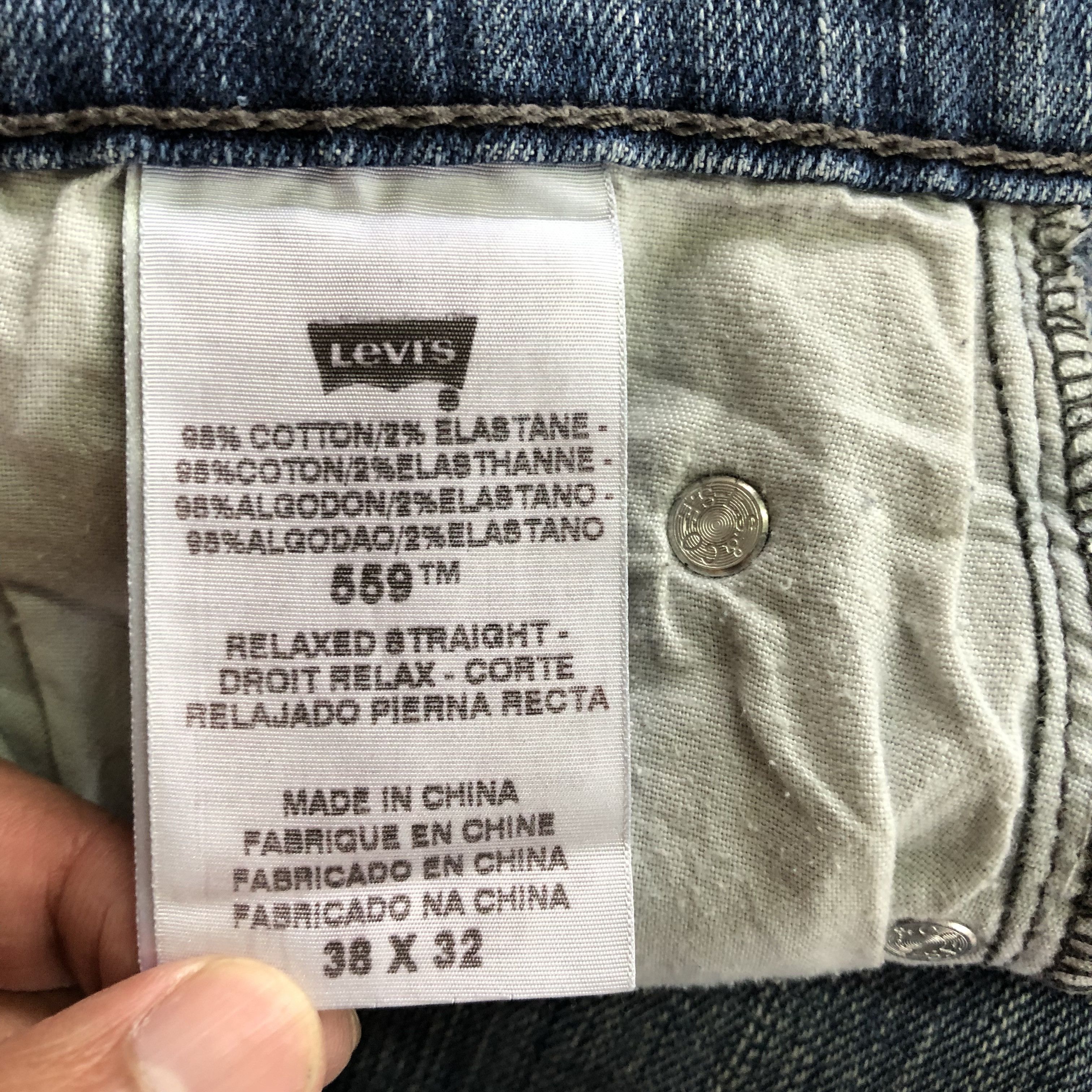Levi's Vintage Levis 559 Baggy Loose Jeans Levi's Light Wash Denim Size US 40 / EU 56 - 10 Thumbnail