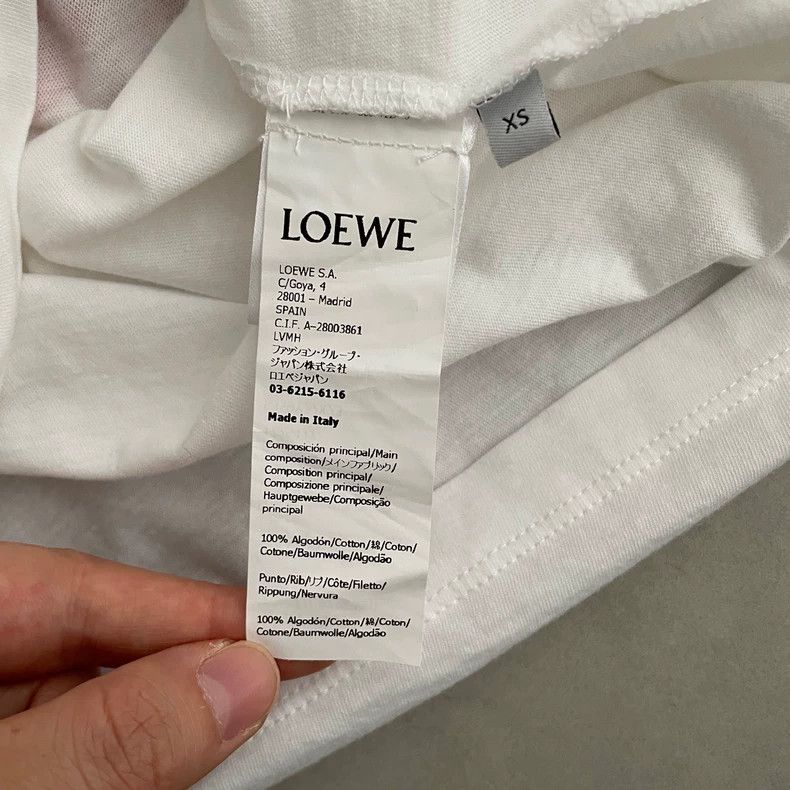 Loewe LOEWE White oyster platter printed red border short sleeve Size XS / US 0-2 / IT 36-38 - 6 Thumbnail