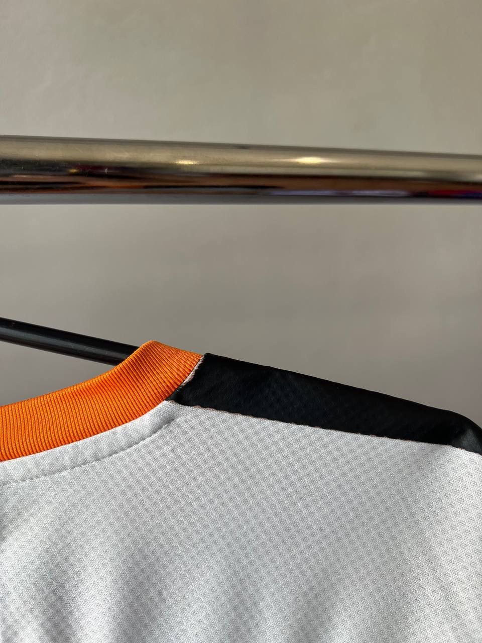 Puma 2019/20 VALENCIA CF HOME SOCCER FOOTBALL JERSEY SHIRT PUMA Size US M / EU 48-50 / 2 - 19 Thumbnail
