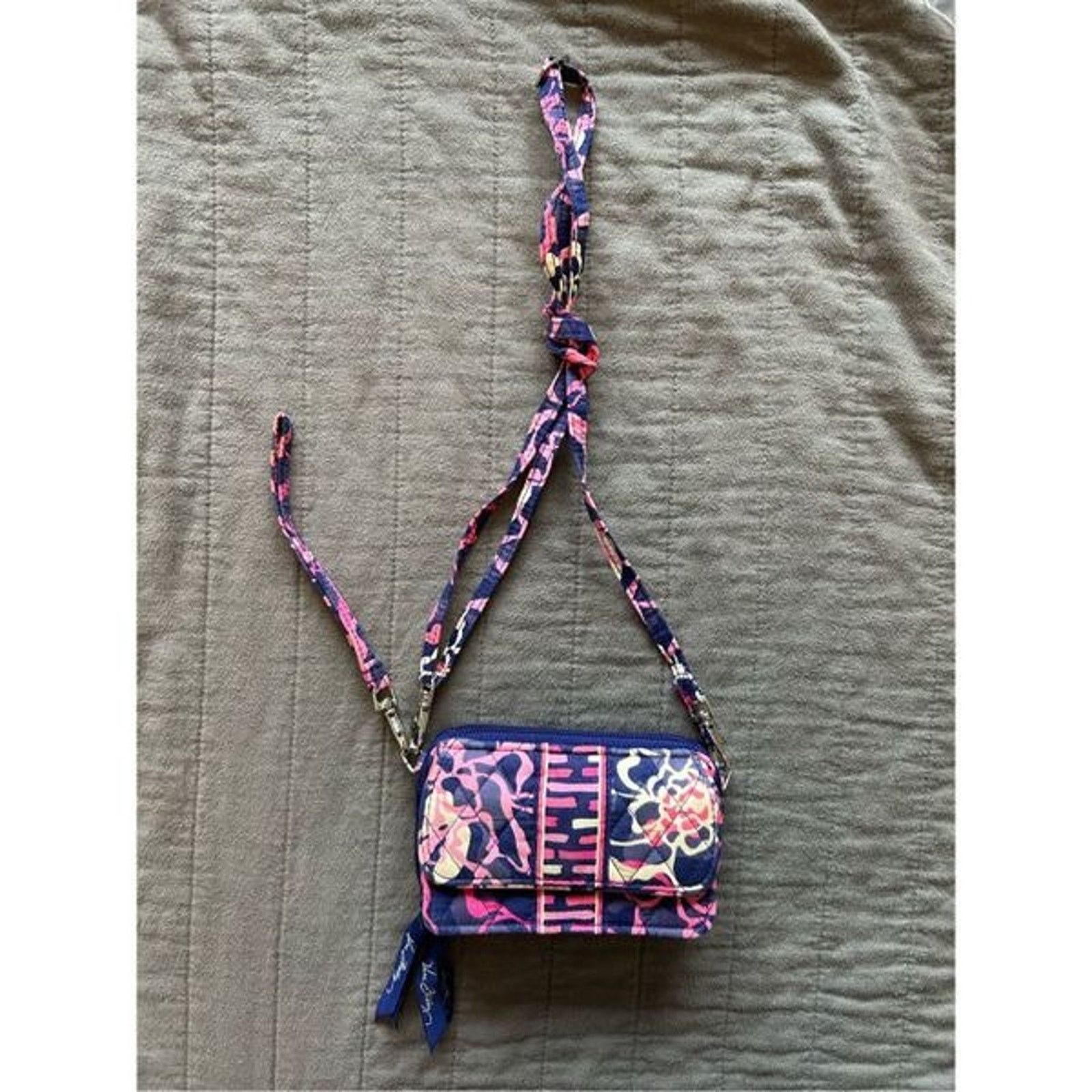 Vera Bradley Vera Bradley All in One Crossbody Wrisltet Wallet Katalina Size ONE SIZE - 1 Thumbnail