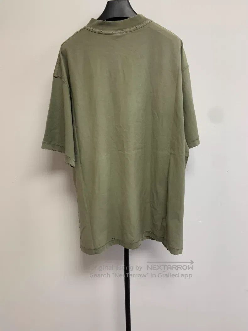 Balenciaga Balenciaga Vintage plain-knit round neck T-shirt dark oliv Size US L / EU 52-54 / 3 - 2 Thumbnail
