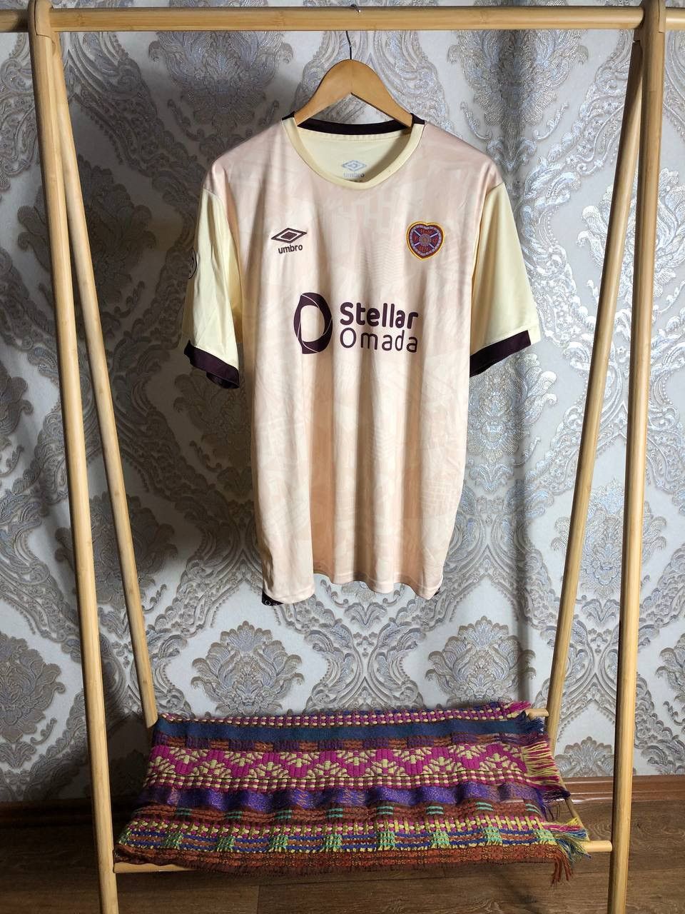 Umbro VERY RARE UMBRO HEARTS OF MIDLOTHIAN ENGLAND SOCCER JERSEY Size US XL / EU 56 / 4 - 3 Thumbnail