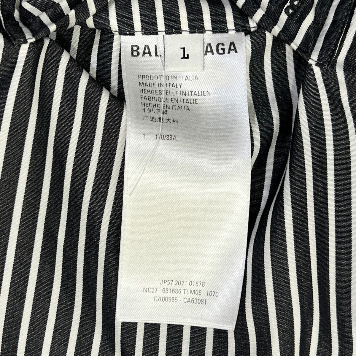 Balenciaga BALENCIAGA 21 Fall Demna Striped Reversible Oversized Shirts Size US L / EU 52-54 / 3 - 7 Thumbnail