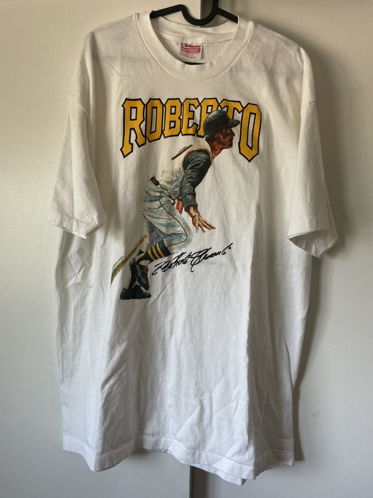 Other Vintage Roberto Clemente Pittsburgh Pirates “Signature” Tee Size US XL / EU 56 / 4 - 1 Thumbnail
