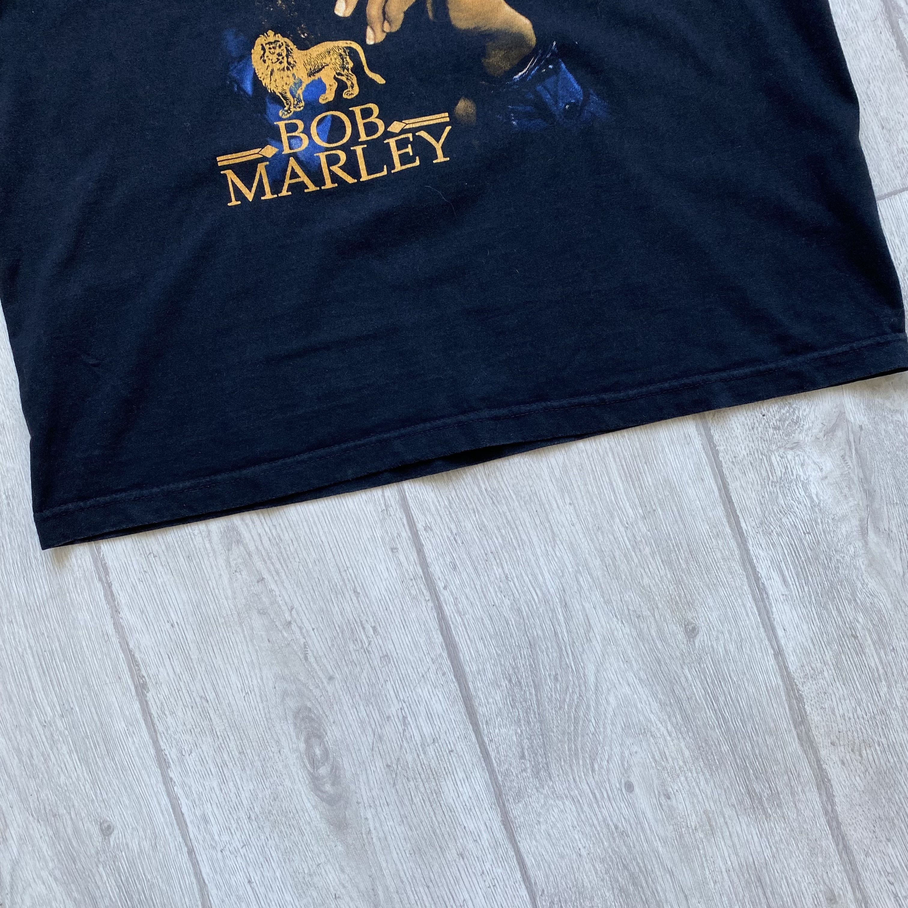 Bob Marley Vintage 90’s Bob Marley heavy tee Legend Rap Band Tee Size US M / EU 48-50 / 2 - 4 Thumbnail