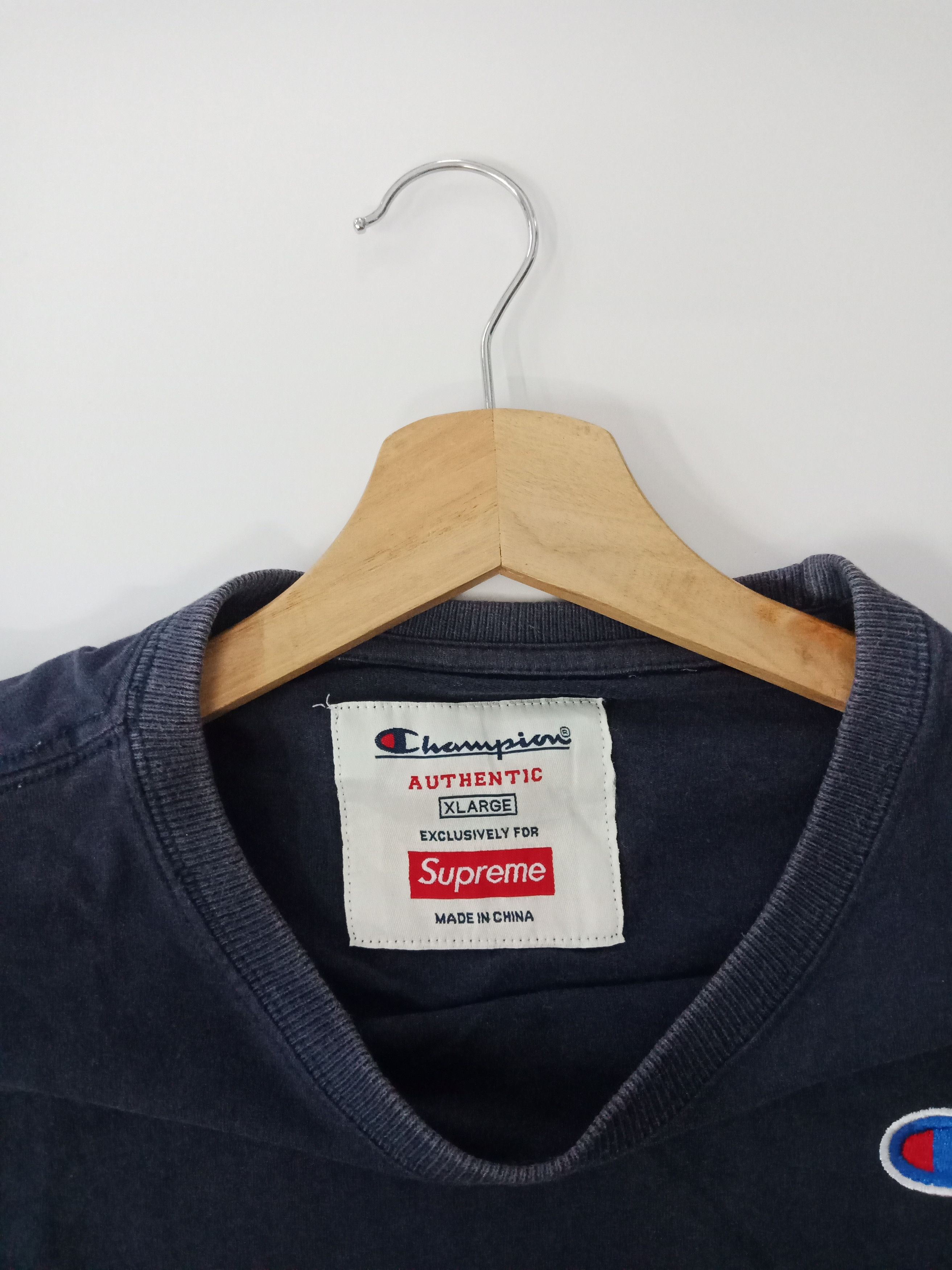 Champion × Supreme Supreme Champion Spell Out #B Size US L / EU 52-54 / 3 - 3 Thumbnail