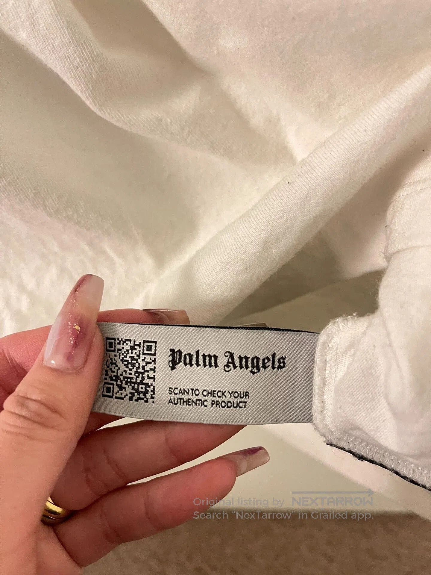 Palm Angels Palm Angels Sleeveless T-Shirt in White. Size US XS / EU 42 / 0 - 4 Thumbnail