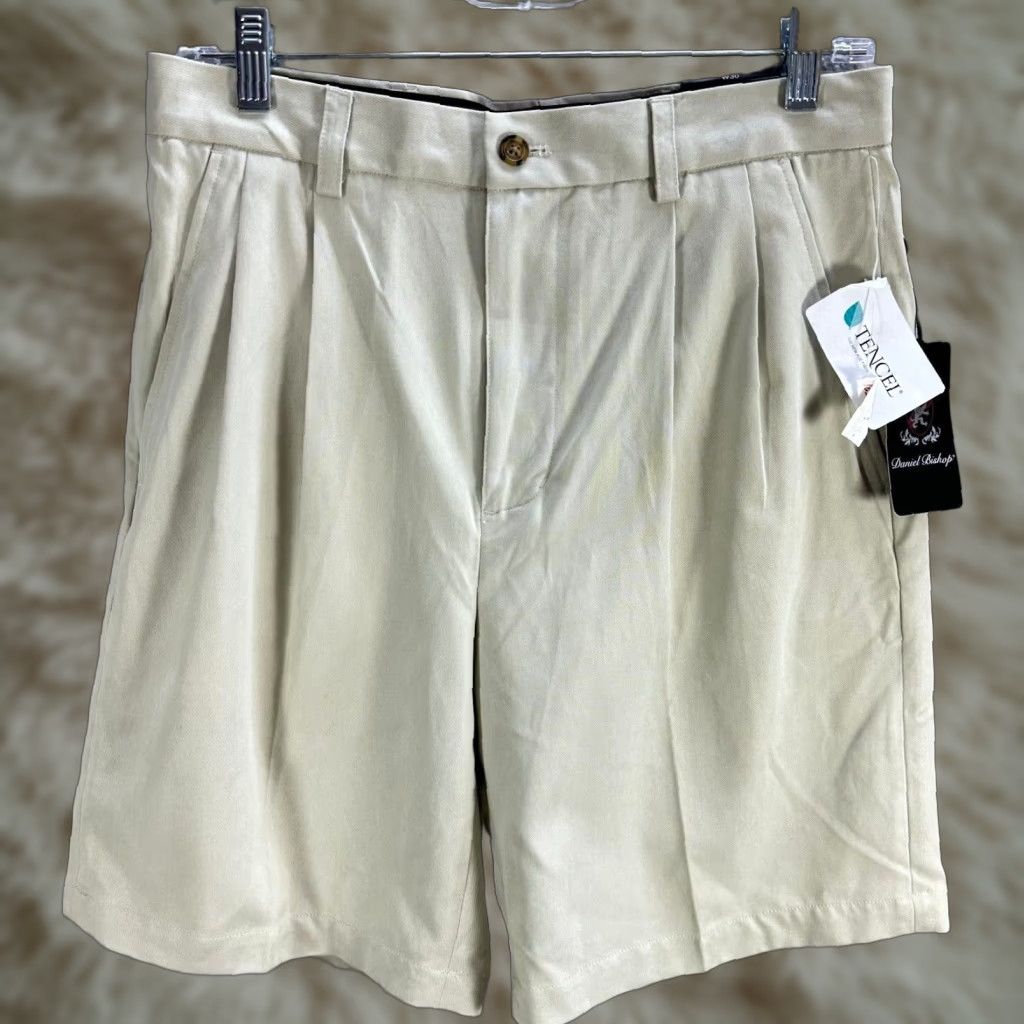 Vintage Men's Daniel Bishop Beige Shorts Pleated Bermuda Front Tencel Cotton Casual Sz 30 NWT Size US 30 / EU 46 - 1 Thumbnail