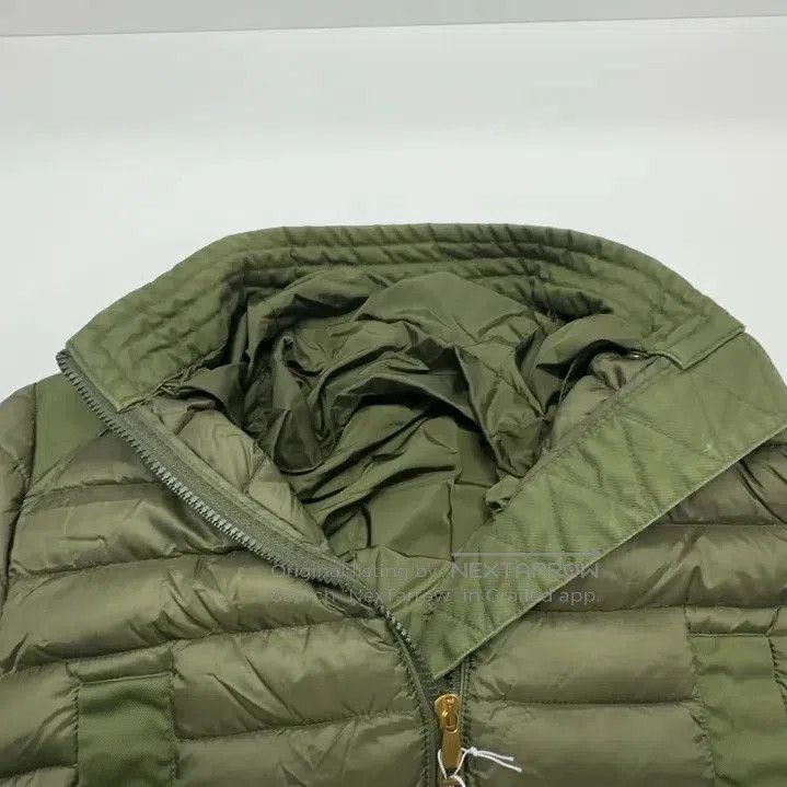 Moncler Moncler Solid Color Detachable Hood Jacket. Size US S / EU 44-46 / 1 - 1 Thumbnail