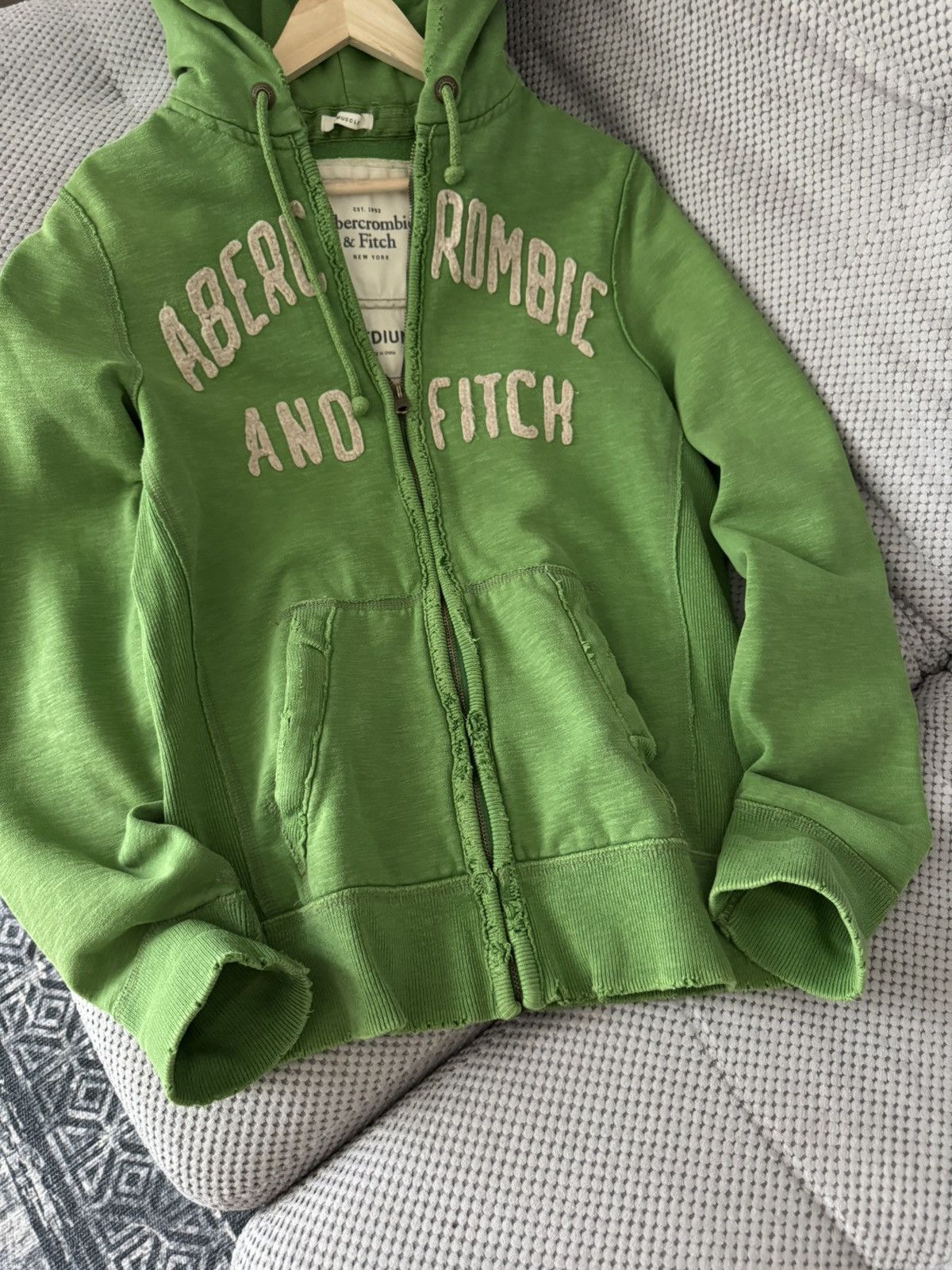 Abercrombie & Fitch Abercrombie & Fitch Y2K Distressed Green Zip Hoodie Size US M / EU 48-50 / 2 - 6 Thumbnail
