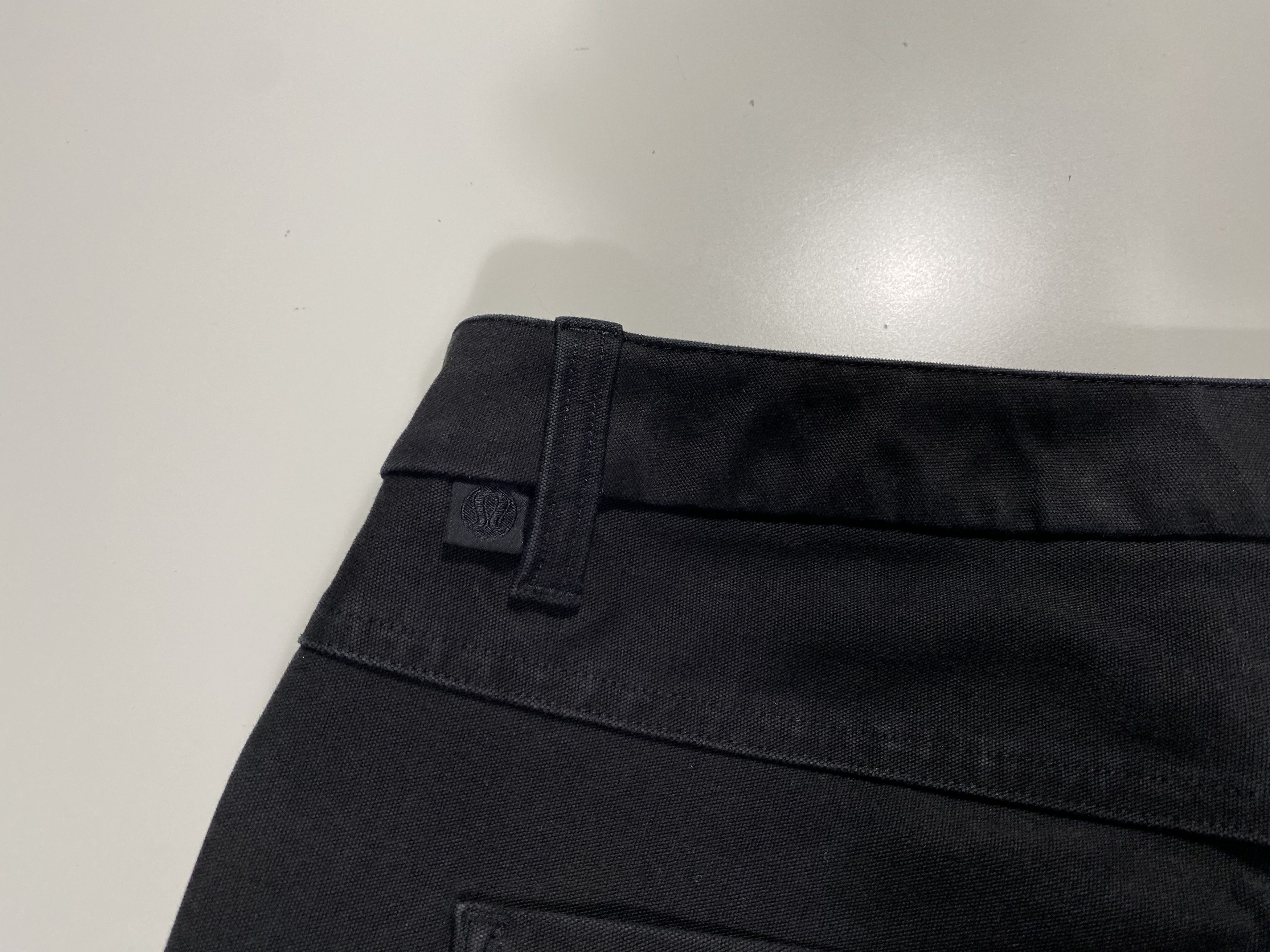 Lululemon Lululemon Slim Fit Tech Canvas Pants 32x27 Black Size US 32 / EU 48 - 5 Thumbnail