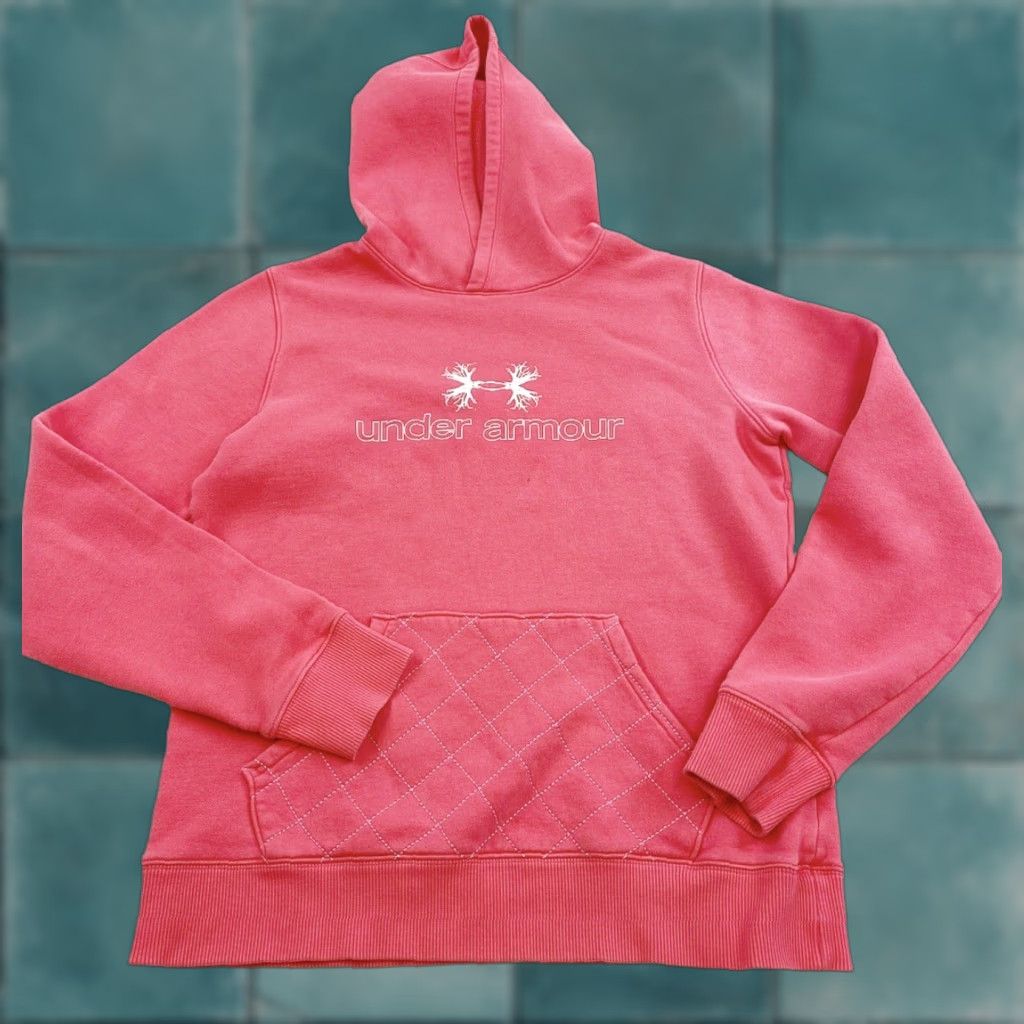 Under Armour Under Armour Hoodie Sweatshirt Womens Small Pink Pullover Sweatshirt Women Small Pink Activewear Yard? Size S / US 4 / IT 40 - 1 Thumbnail