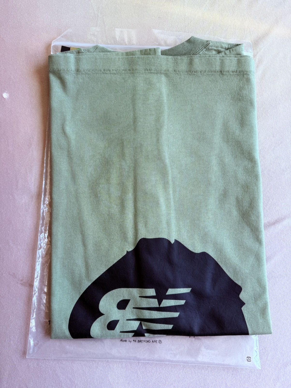 Bape × New Balance Bape x New Balance tee olive Size US XXL / EU 58 / 5 - 5 Thumbnail
