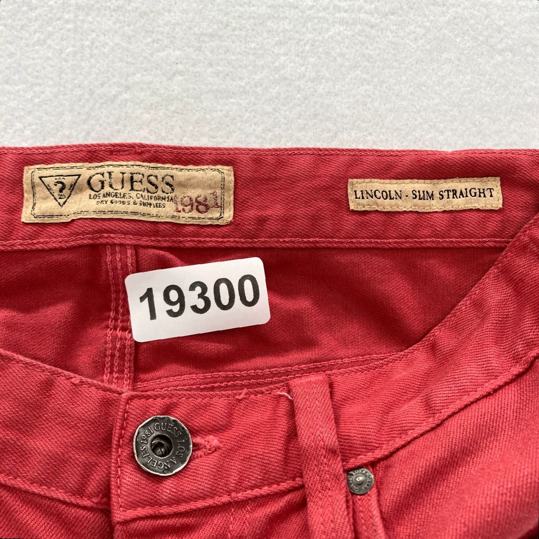 Guess GUESS Jeans Mens 31x31 Lincoln Slim Straight Pink Denim Low Rise Medium Wash Distressed 5-Pocket Size US 31 - 4 Thumbnail