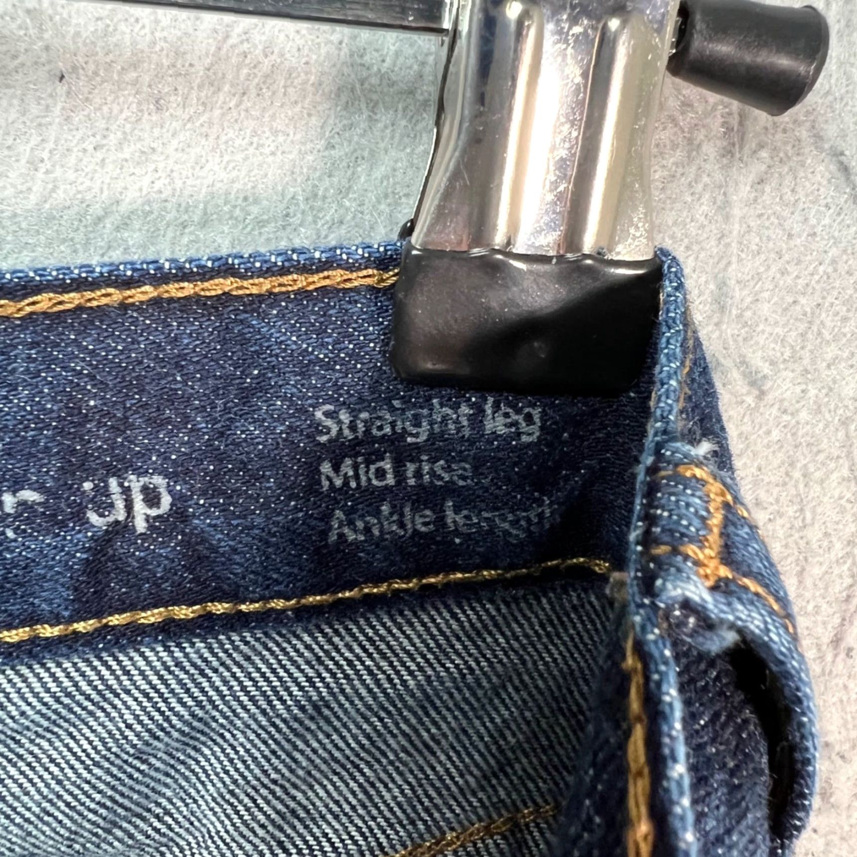 Cos COS Jeans Women 25 Straight Turn Up Denim 5-Pocket 100% Cotton Blue Adult Womens 25 Inseam 31 High Rise Vintage No Size 42" / US 20 - 4 Thumbnail