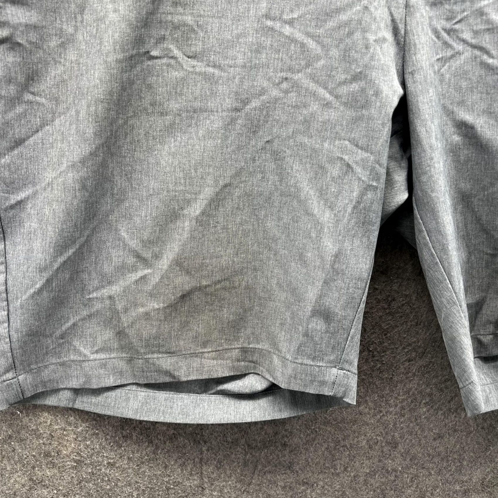 Vintage Greg Norman Shorts Men 42 Gray Chino Flat Front Casual Polyester Spandex Golf Size US 42 / EU 58 - 7 Thumbnail