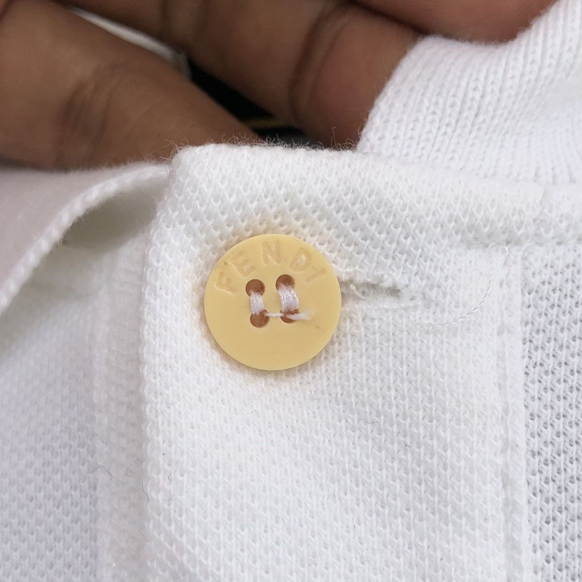 Fendi FENDI Multicolour Embroidery Logo Polo Tee Made In Italy Size US L / EU 52-54 / 3 - 10 Thumbnail