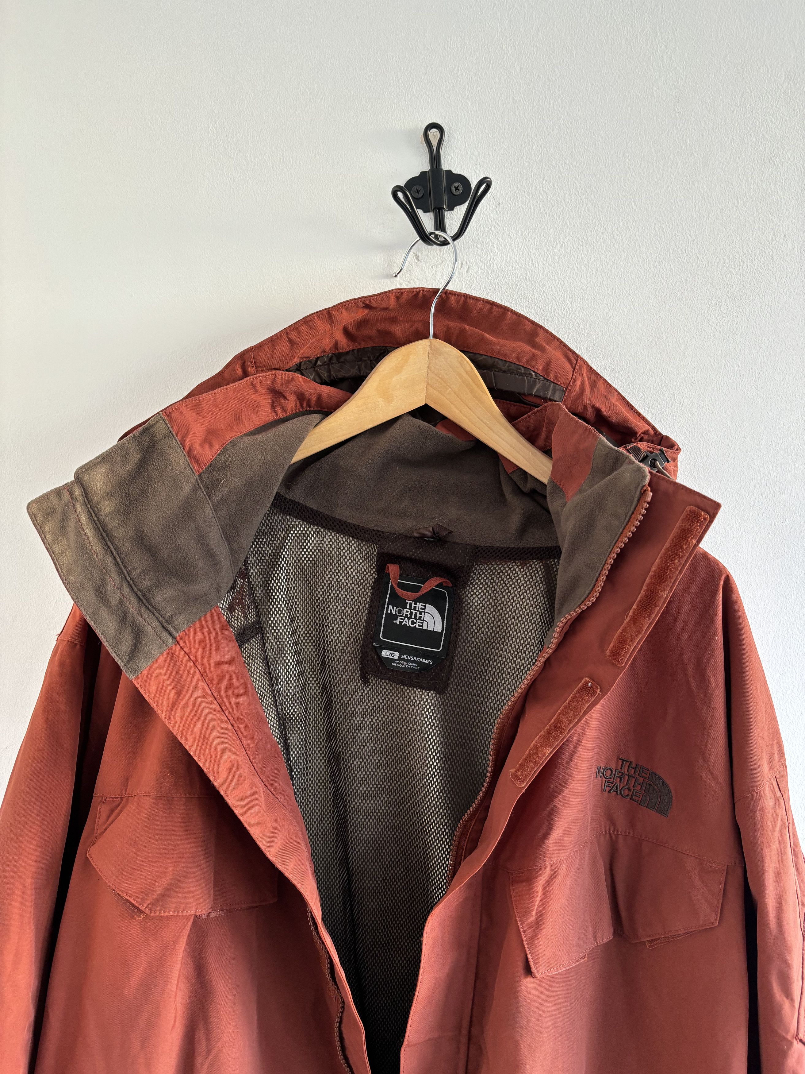 The North Face Vintage The North Face 90s Cryptic Snow Jacket Size US L / EU 52-54 / 3 - 10 Thumbnail