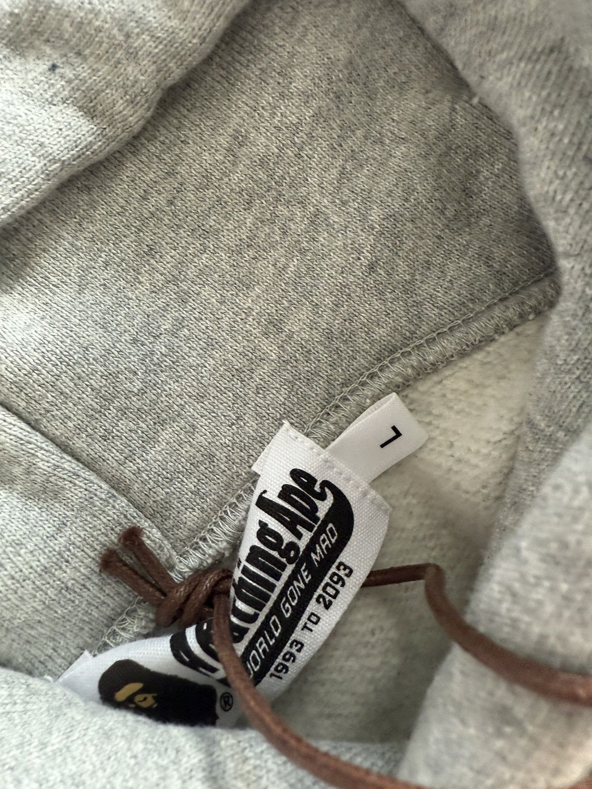 Bape Bape Japan Exlusive Hoodie Size US L / EU 52-54 / 3 - 4 Thumbnail