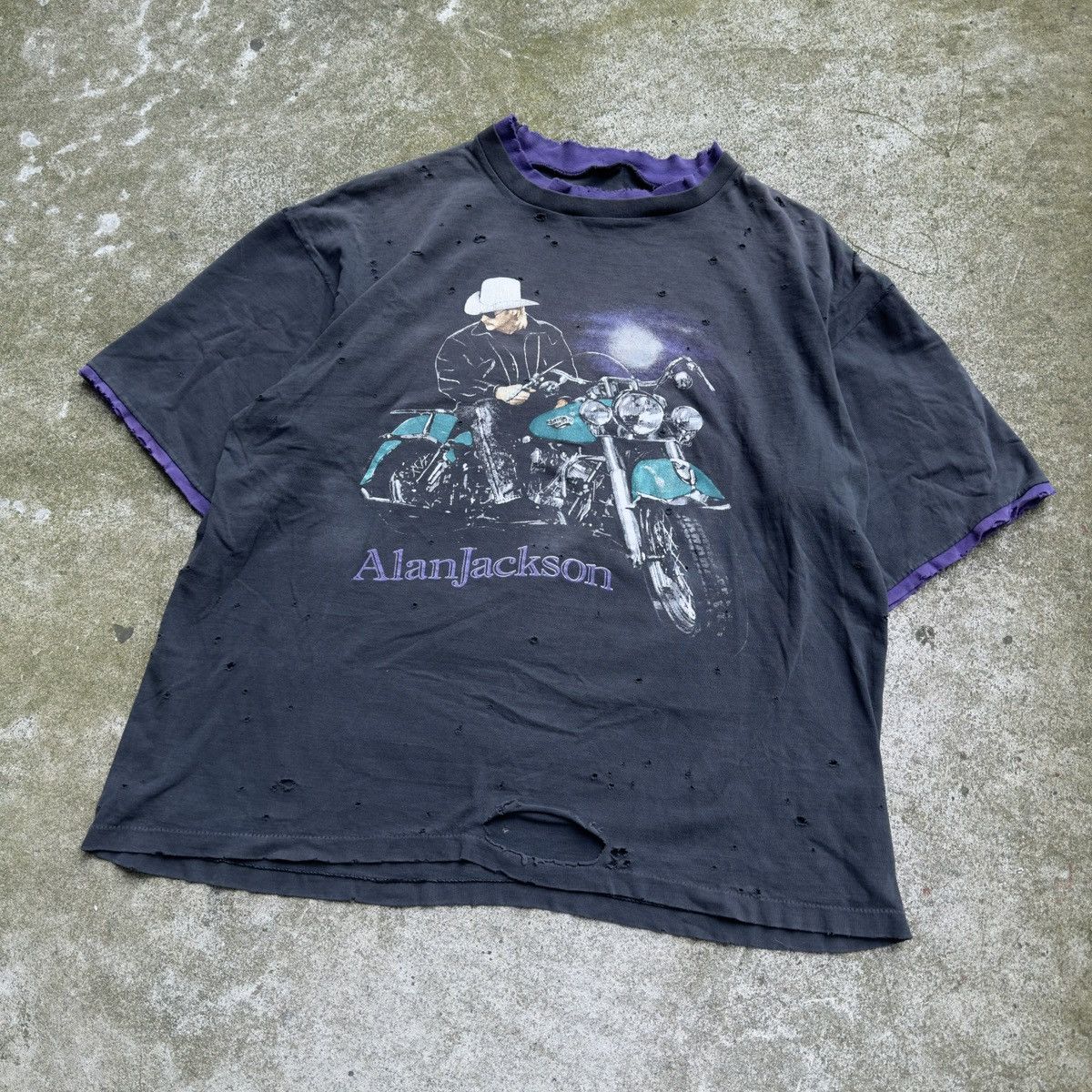 Vintage Alan Jackson Thrashed Distressed Double Layer Tee ERD Grunge Size US XL / EU 56 / 4 - 10 Thumbnail