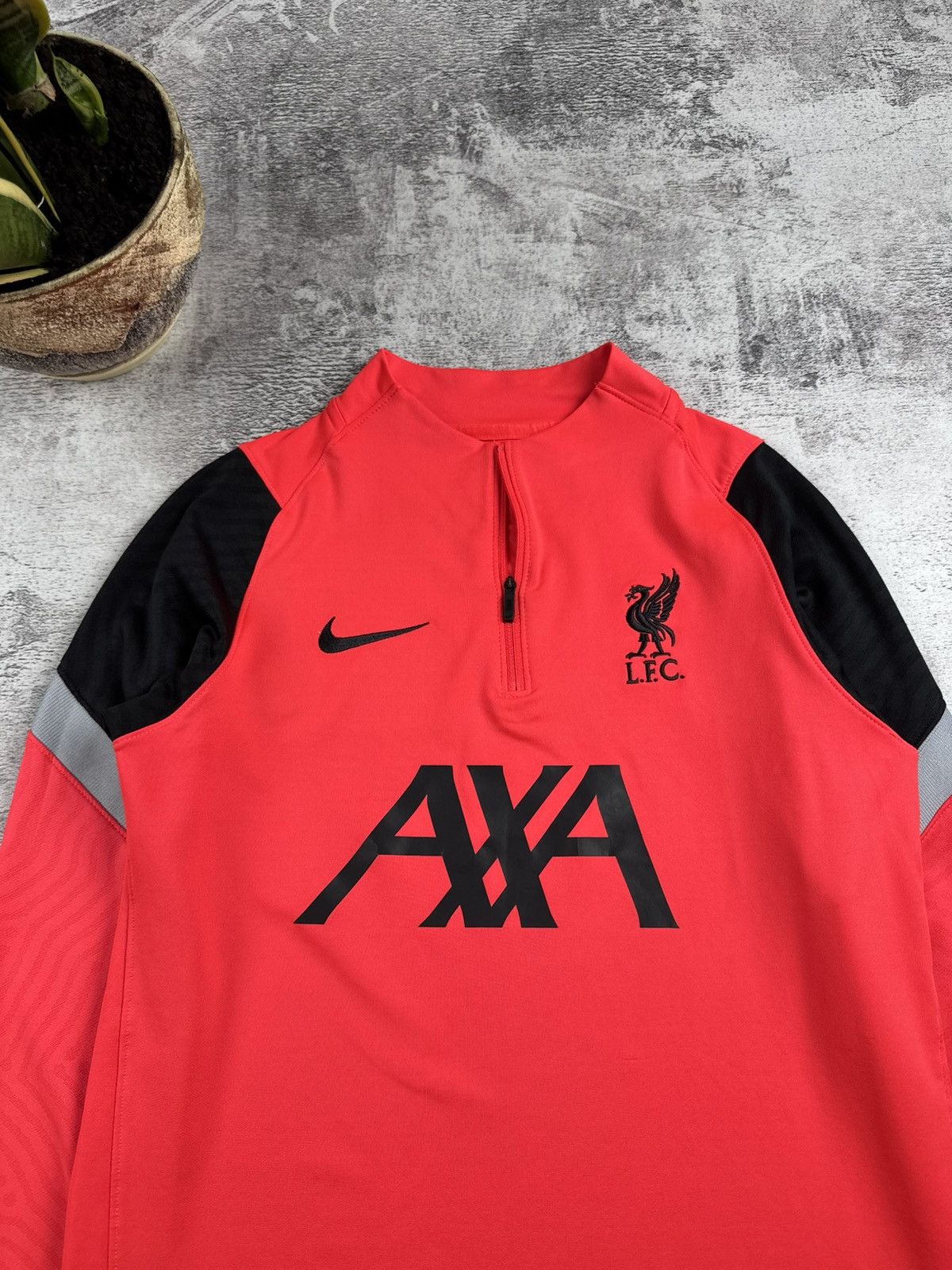 Nike LIVERPOOL 2020/2021 Training 1/3 1/4 Nike Soccer Football Fan T Shirt Jersey Kit Size US S / EU 44-46 / 1 - 6 Thumbnail