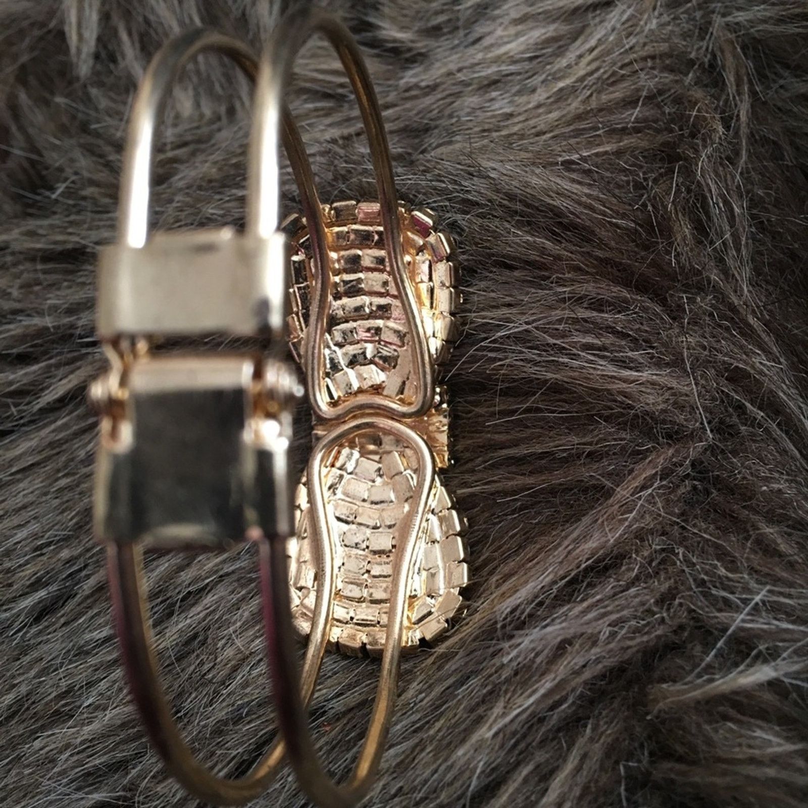 Jewelry Rhinestone “bow” gold tone cuff bracelet Size ONE SIZE - 7 Thumbnail